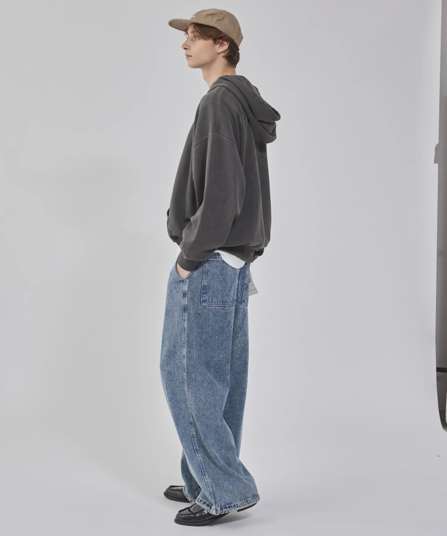 ローライズバギーフレアデニムパンツ - Image 13