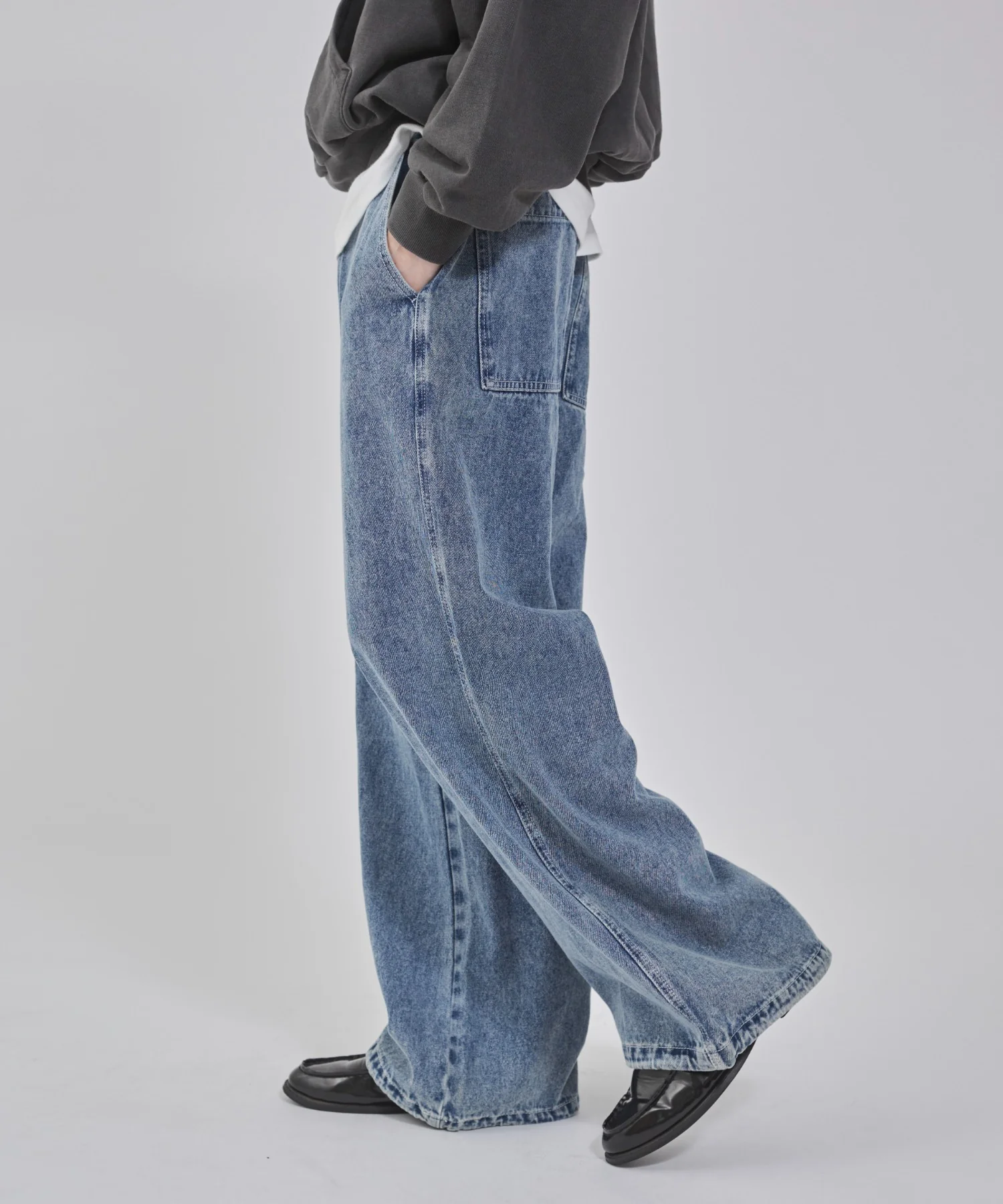 ローライズバギーフレアデニムパンツ - Image 16