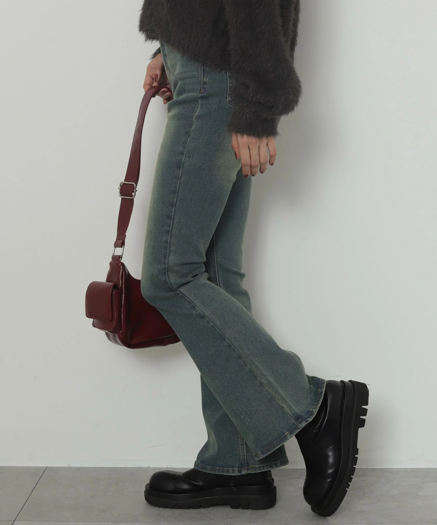 ストレッチフレアデニムパンツ - Image 16