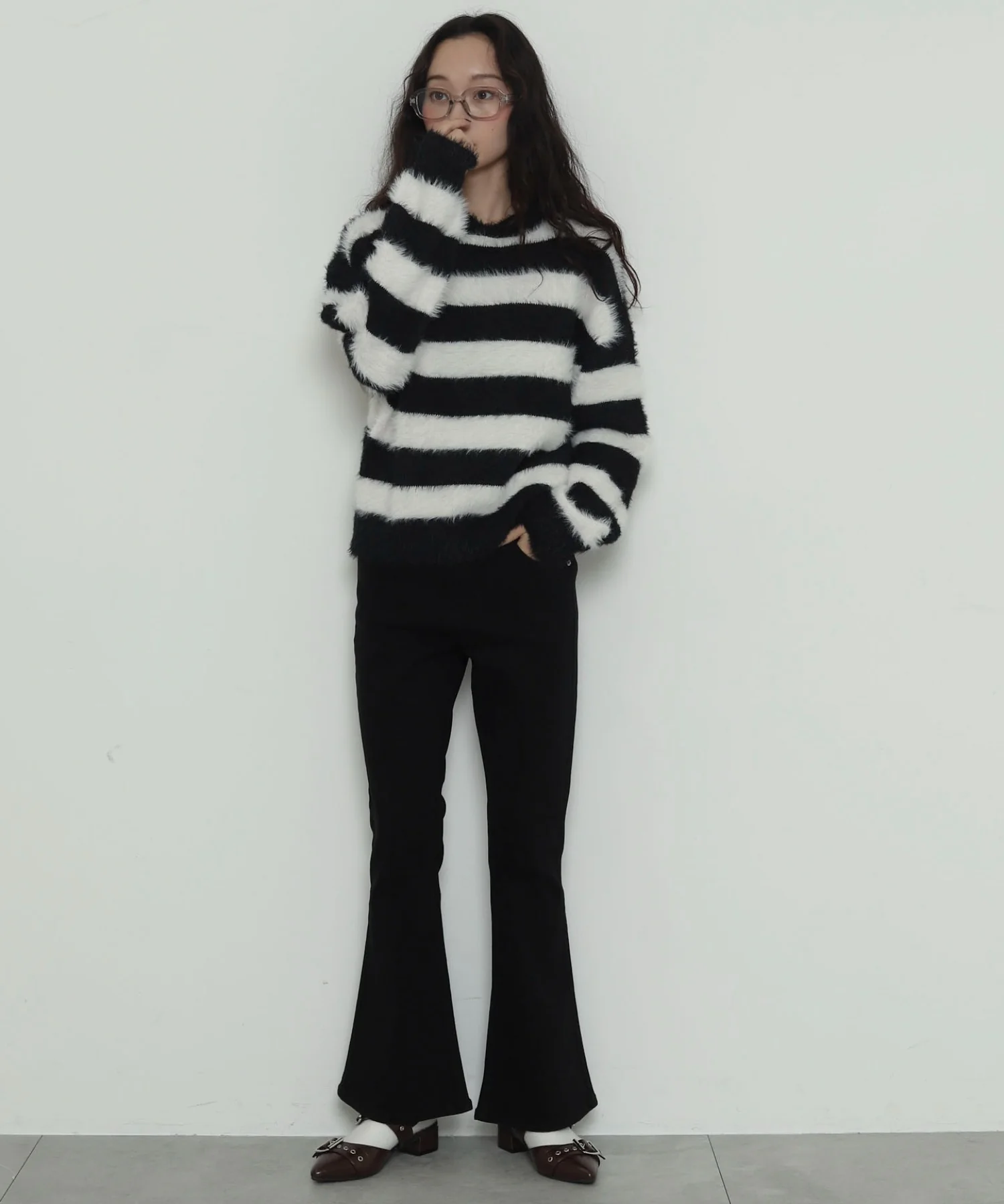 ストレッチフレアデニムパンツ - Image 9
