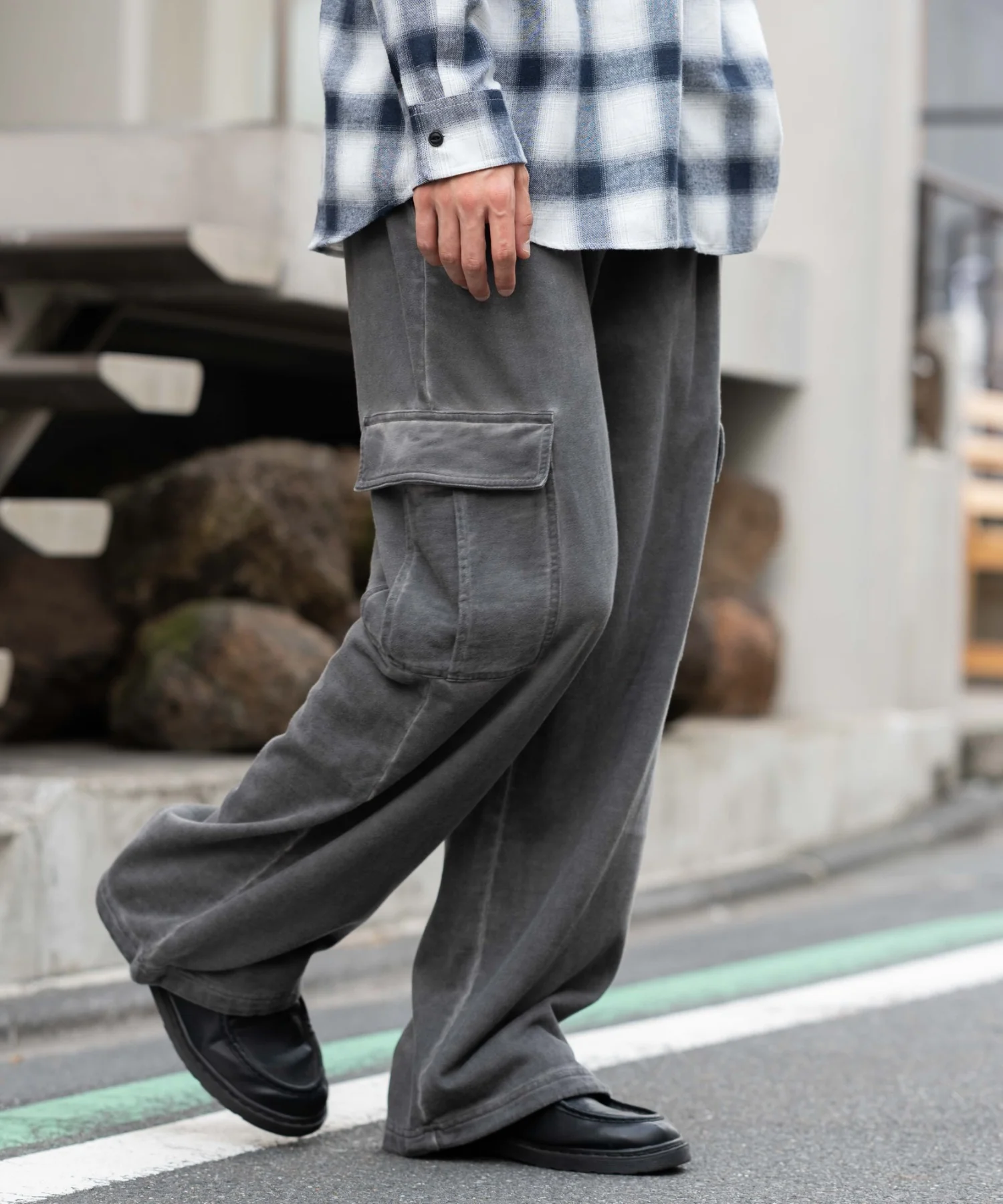 ワイドスウェットカーゴパンツ - Image 21