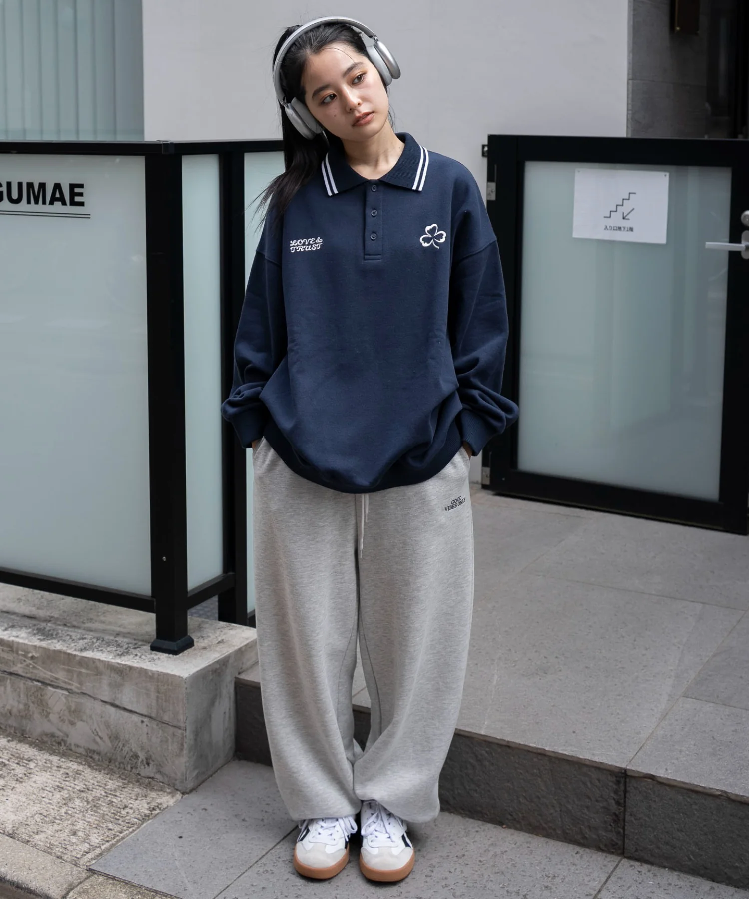 モチーフロゴポロスウェット - Image 5