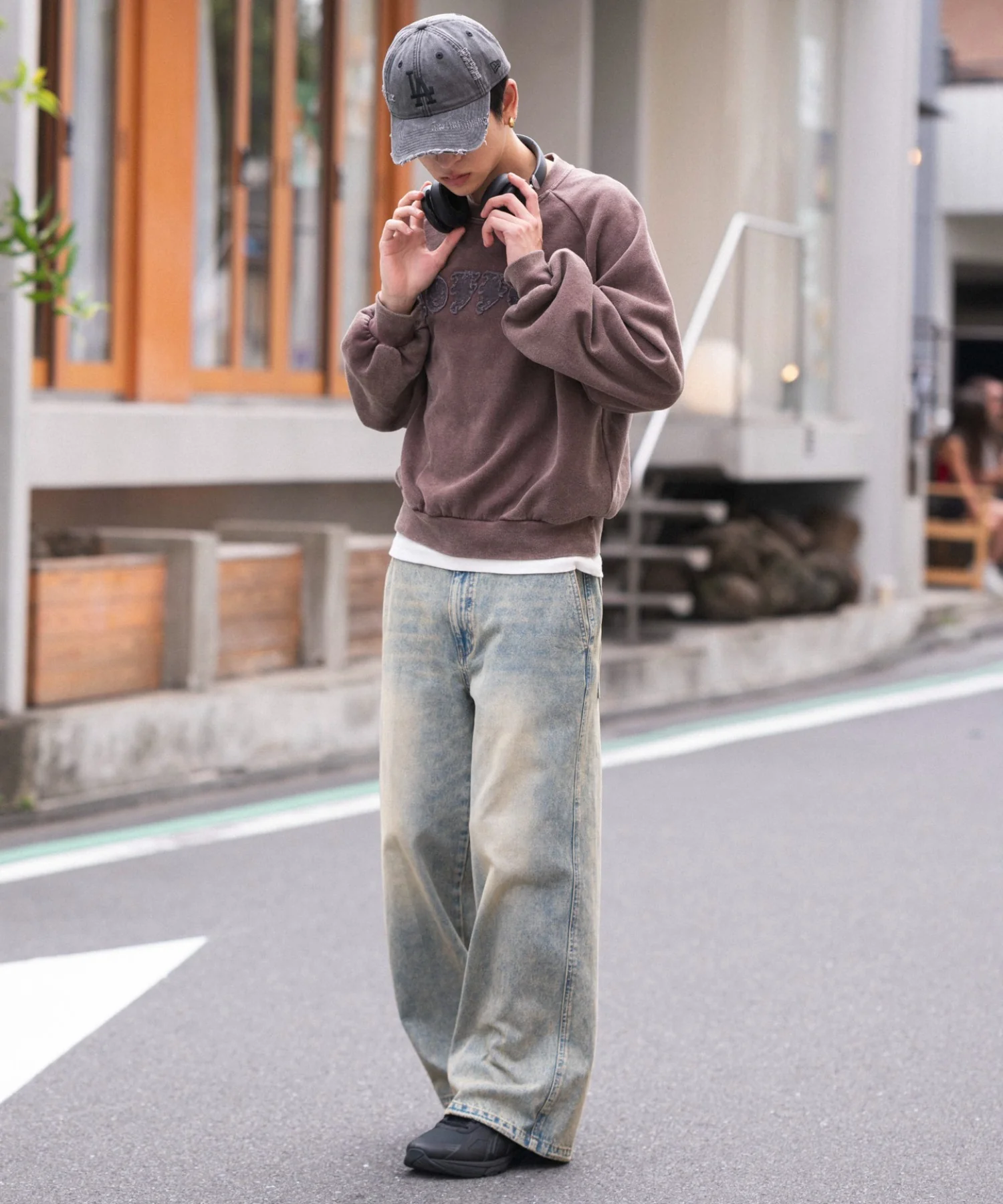 裏起毛ショートグラフィックプルオーバー - Image 15