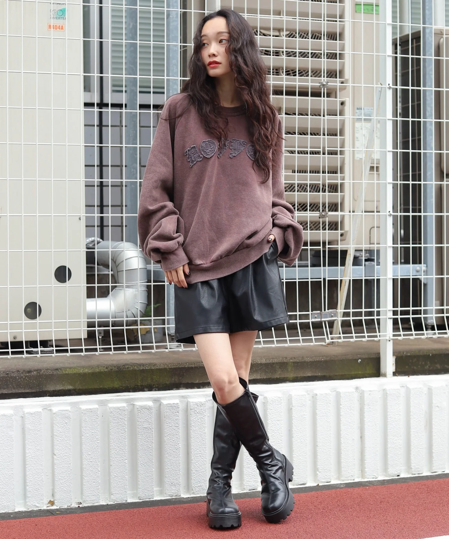裏起毛ショートグラフィックプルオーバー - Image 21