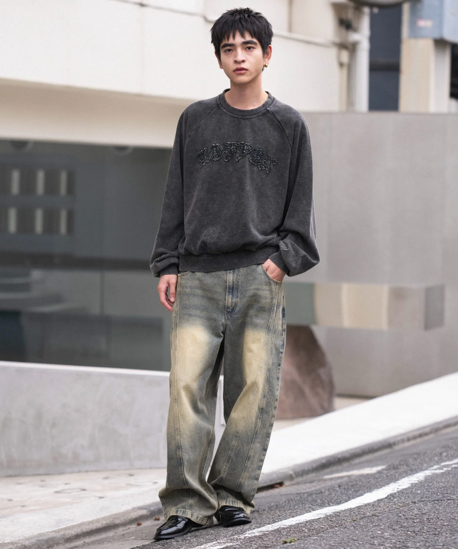 裏起毛ショートグラフィックプルオーバー - Image 34