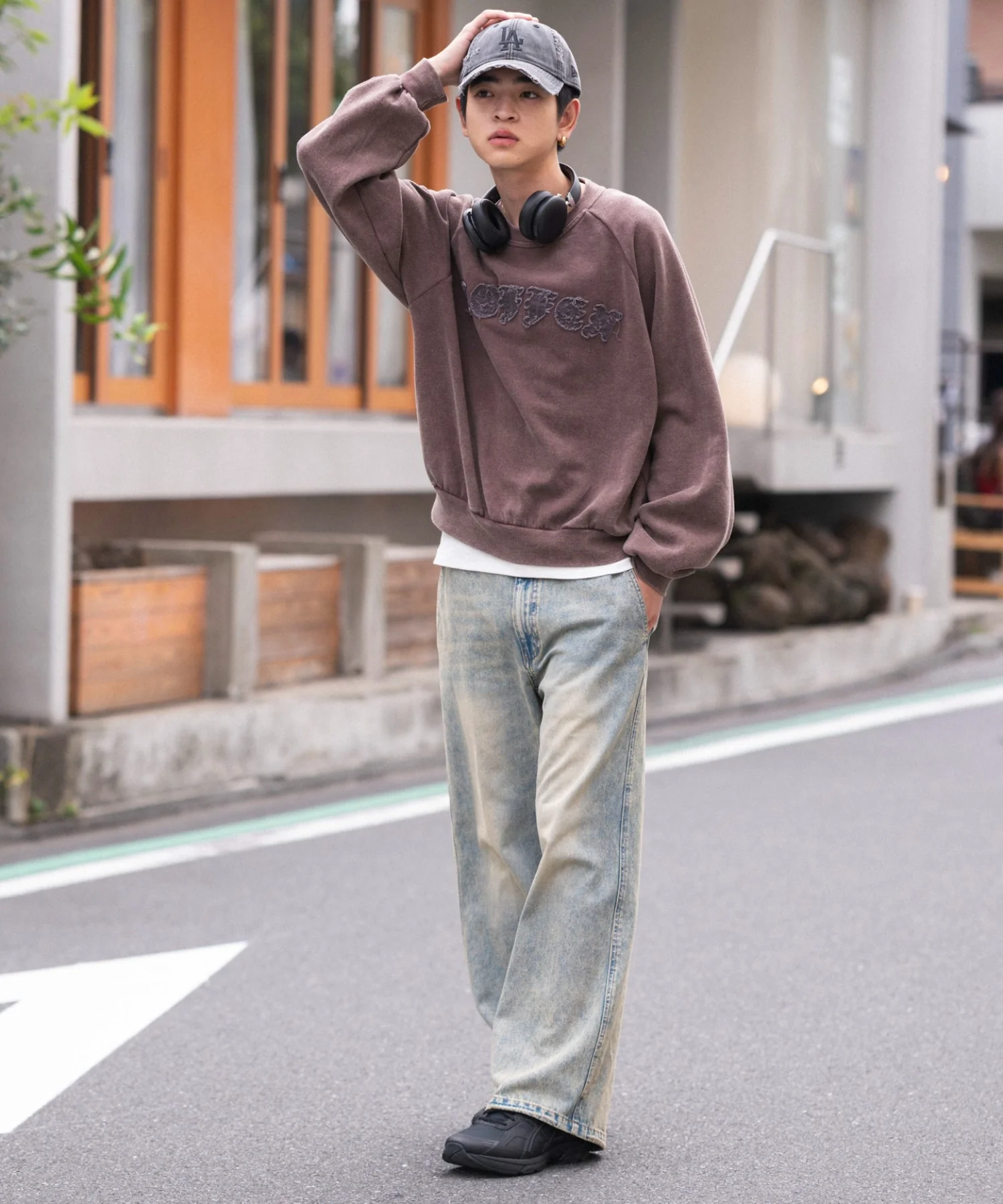 裏起毛ショートグラフィックプルオーバー - Image 4