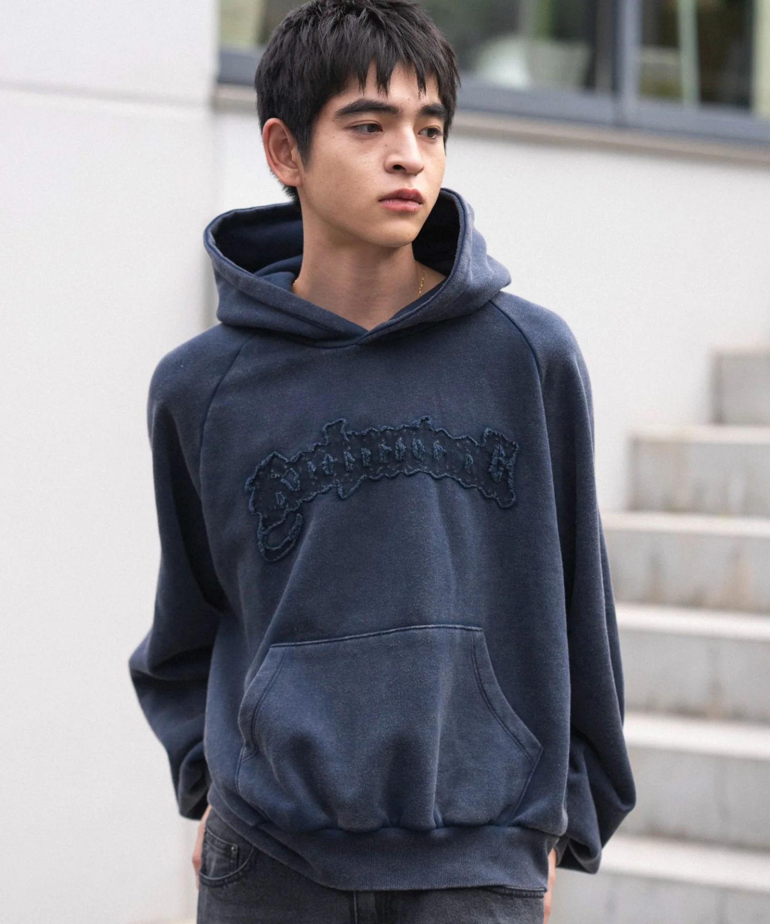 裏起毛ショートグラフィックプルパーカー - Image 12