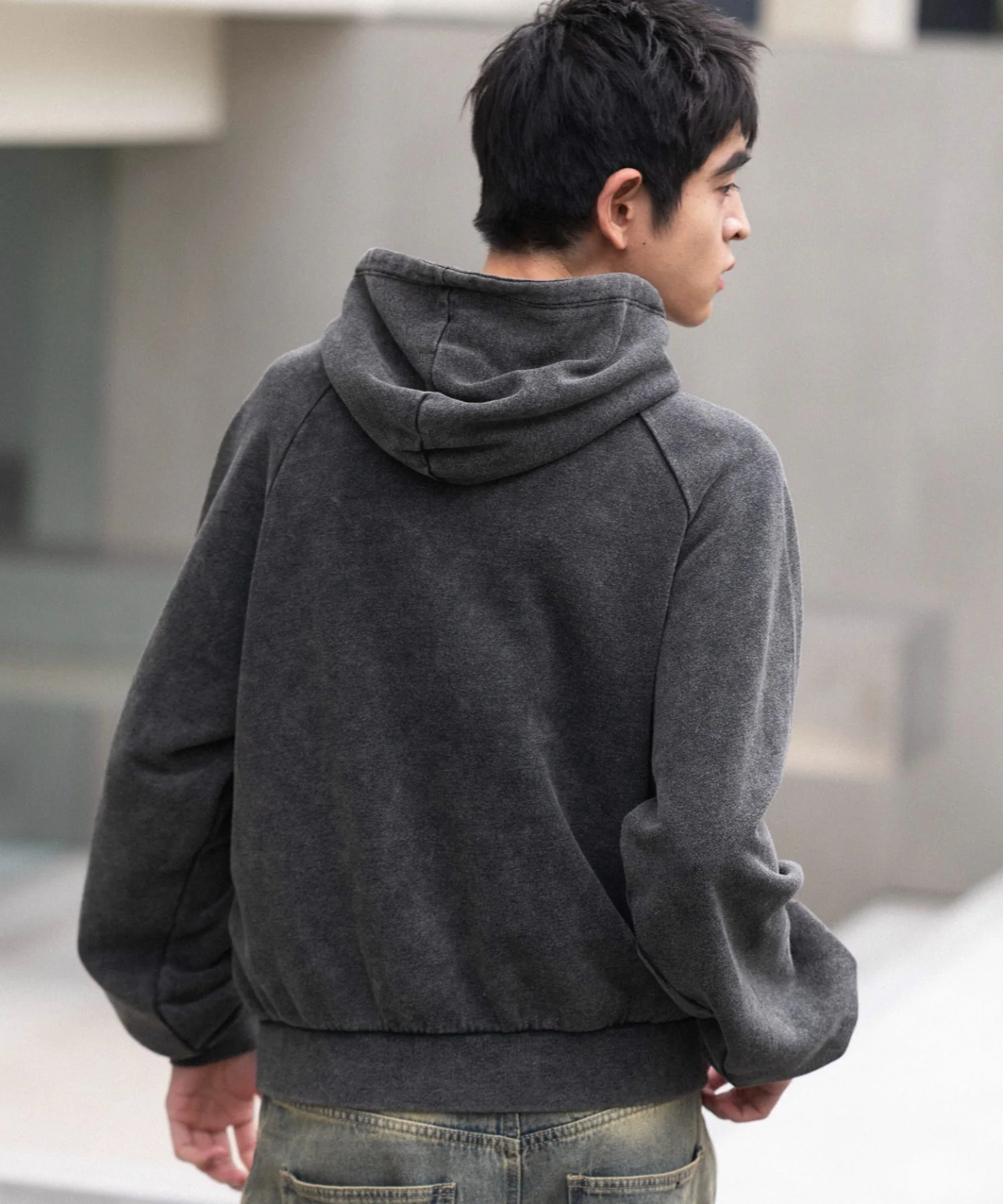 裏起毛ショートグラフィックプルパーカー - Image 33