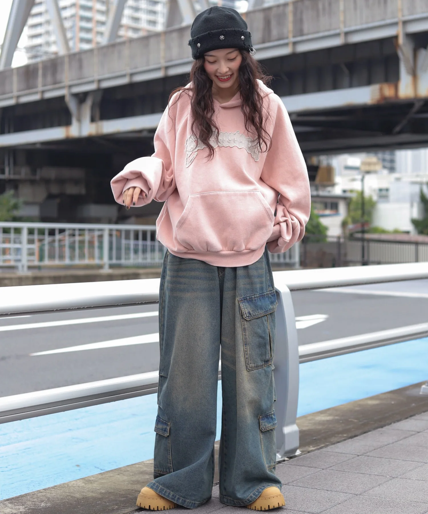 裏起毛ショートグラフィックプルパーカー - Image 6