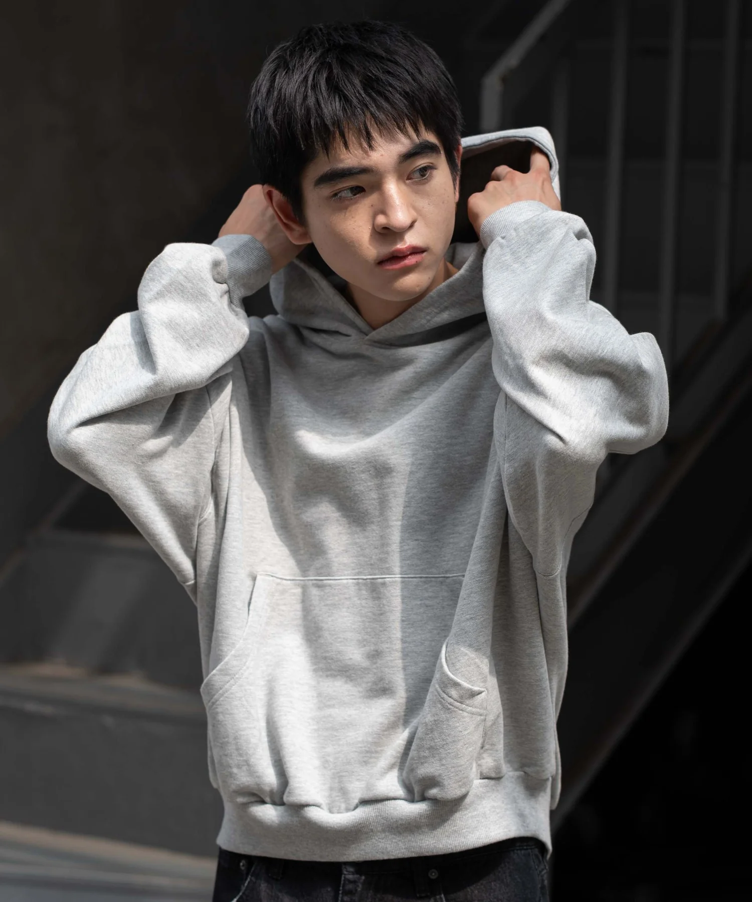 バルーンクロップドプルパーカー - Image 12