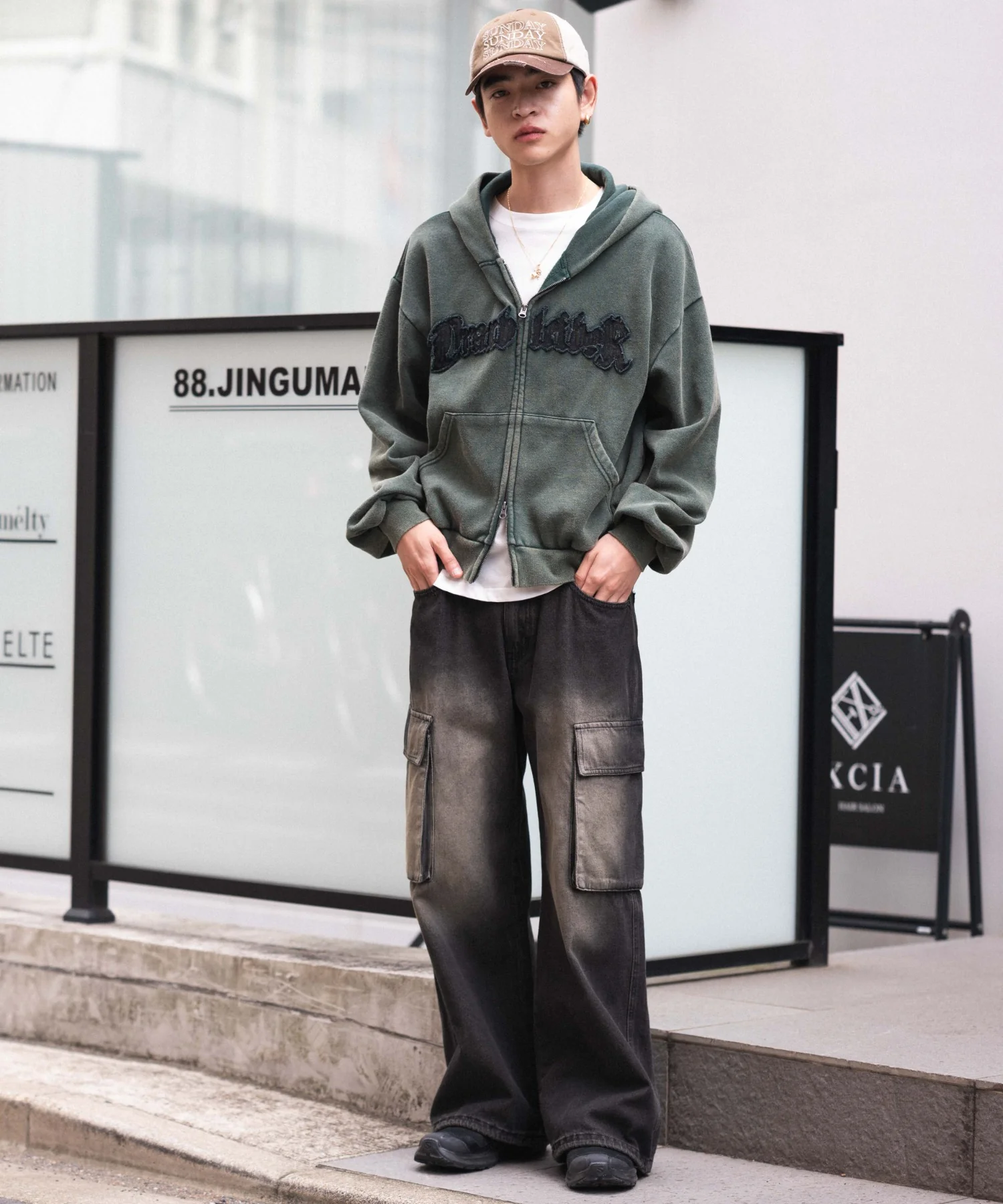 裏起毛ショートグラフィックZIPパーカー - Image 31