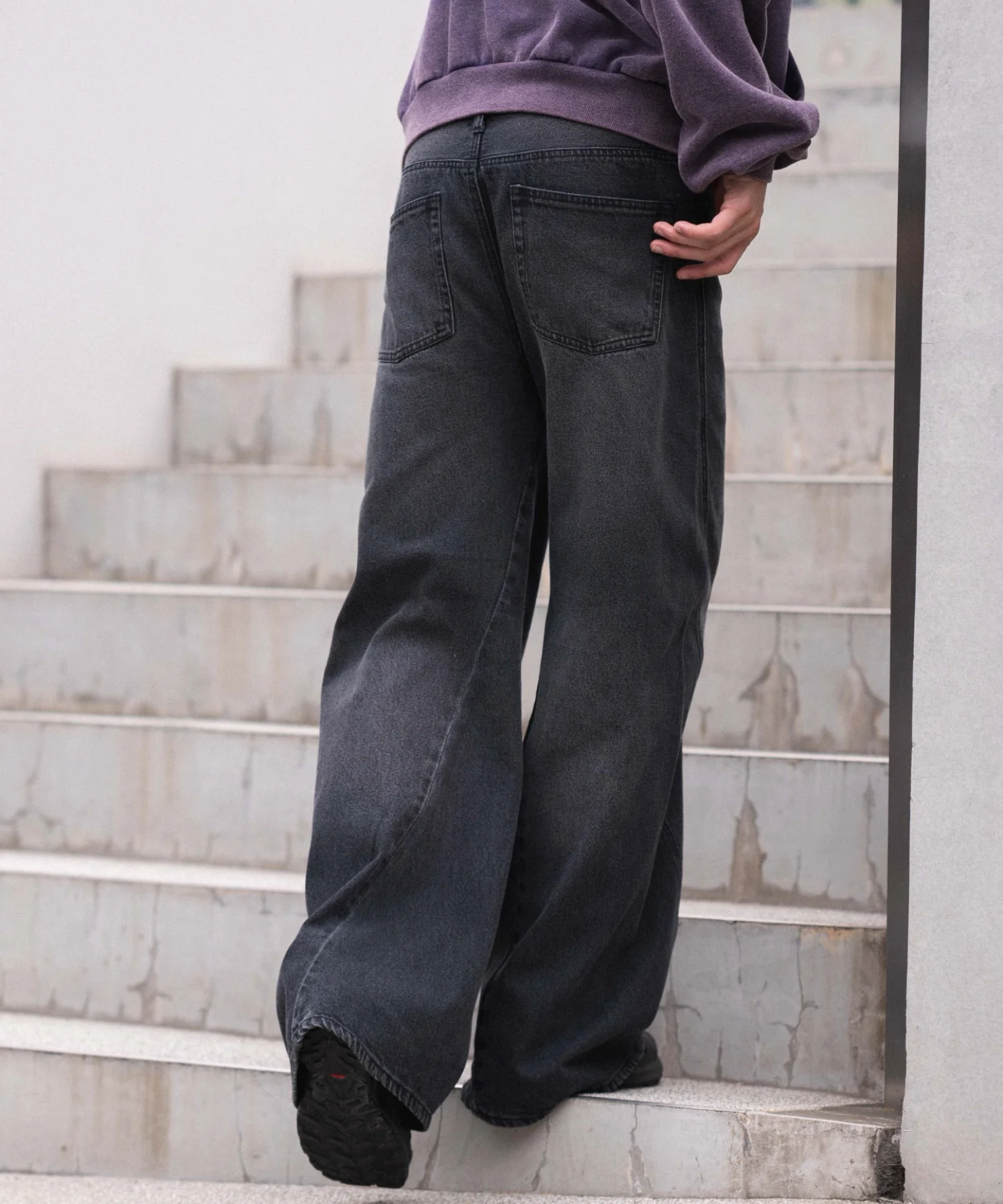 ローライズカバーフィットフレアデニムパンツ - Image 17