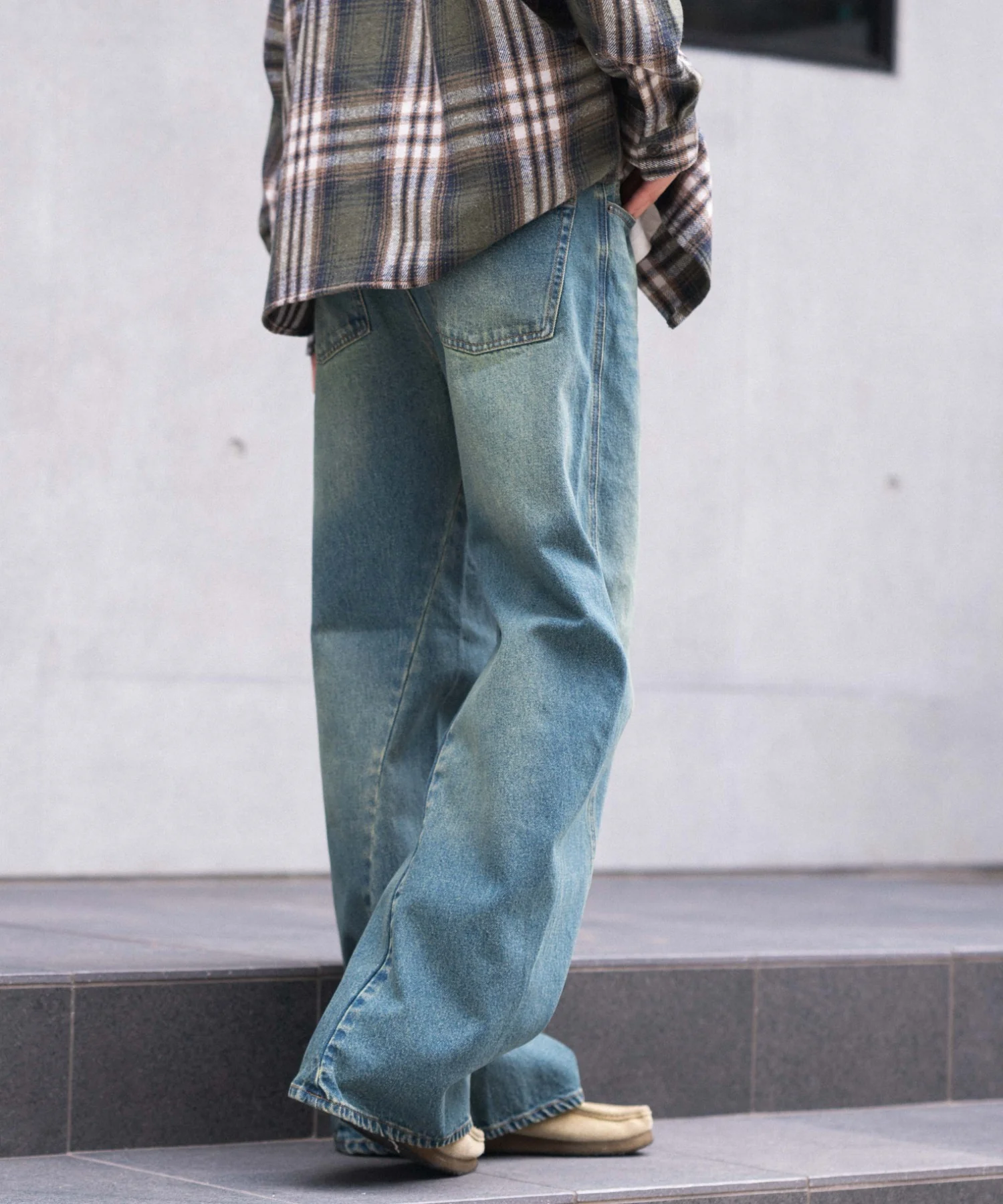 ローライズカバーフィットフレアデニムパンツ - Image 8