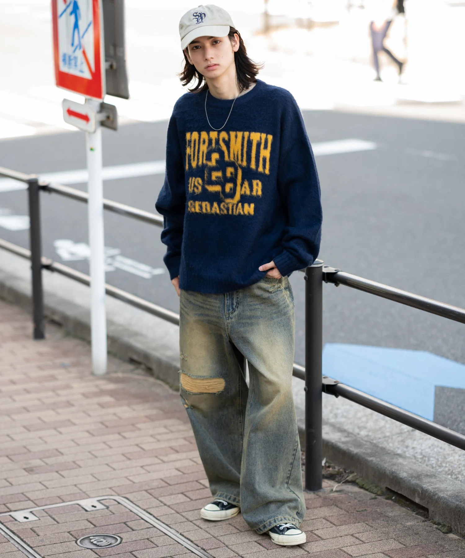 ファジーグラフィックプルオーバー - Image 17