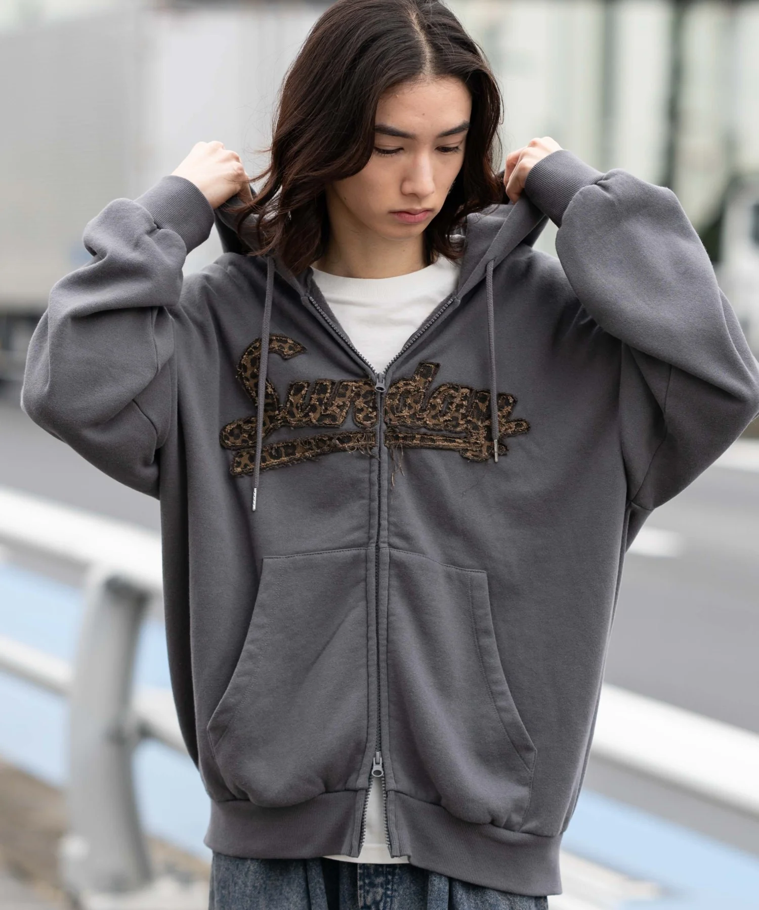 レオパードワッペンダブルZIPパーカー - Image 14