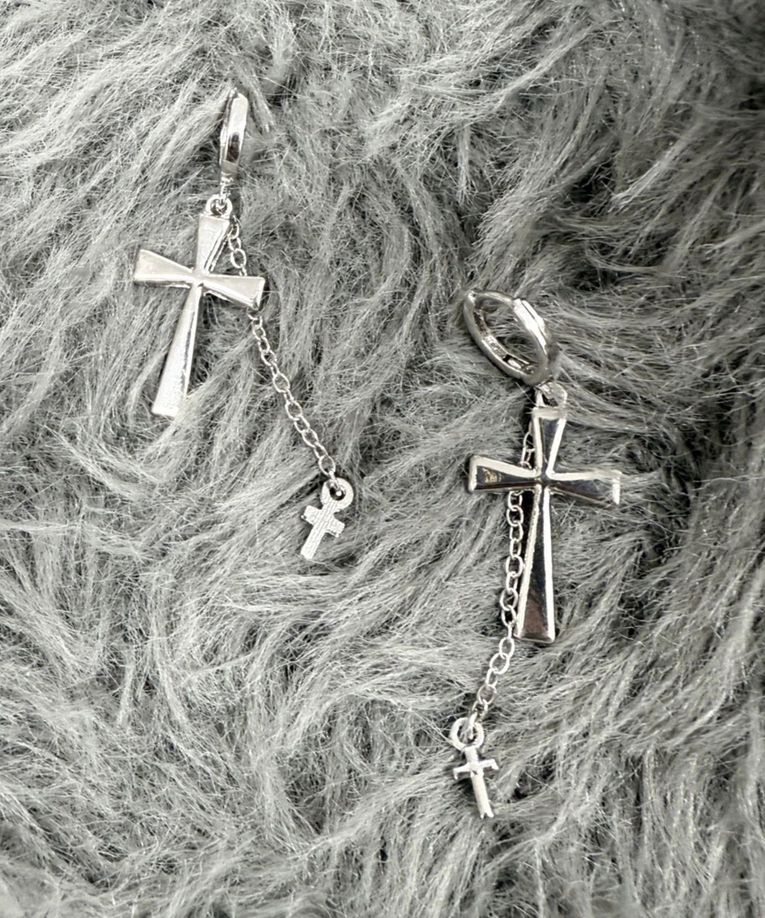 LBIGクロスピアス - Image 3