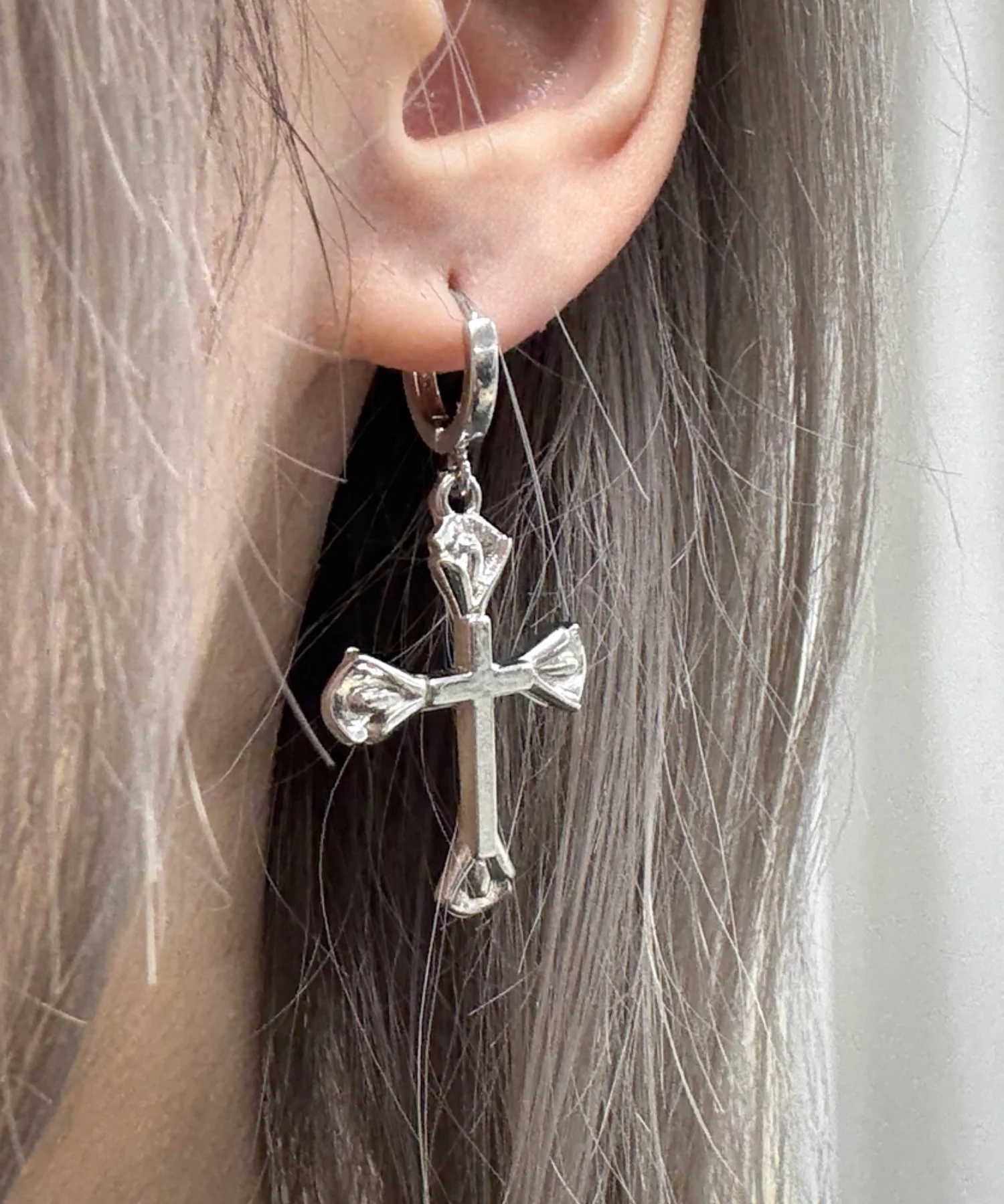 LBIGクロスピアス - Image 4