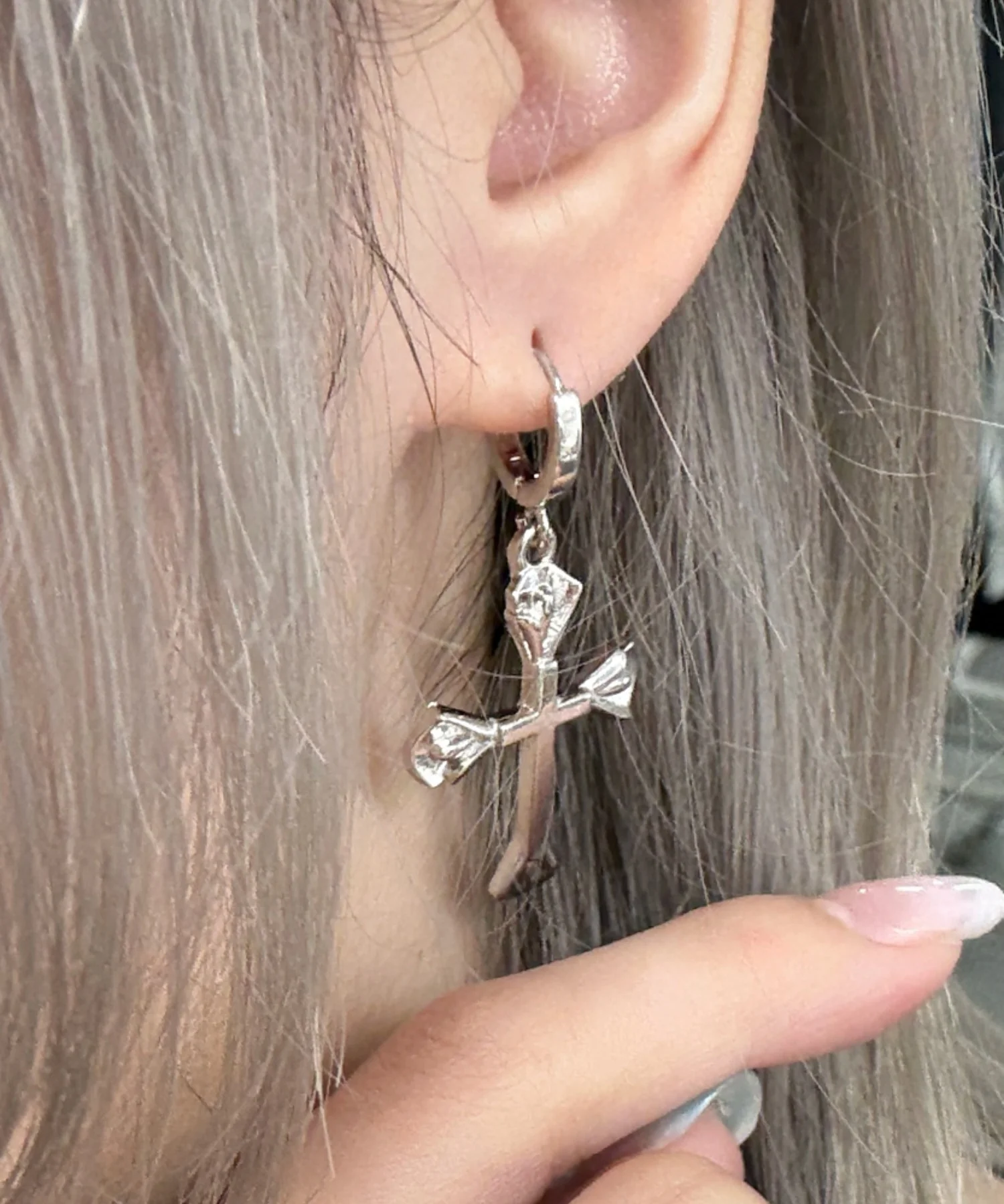 LBIGクロスピアス - Image 5