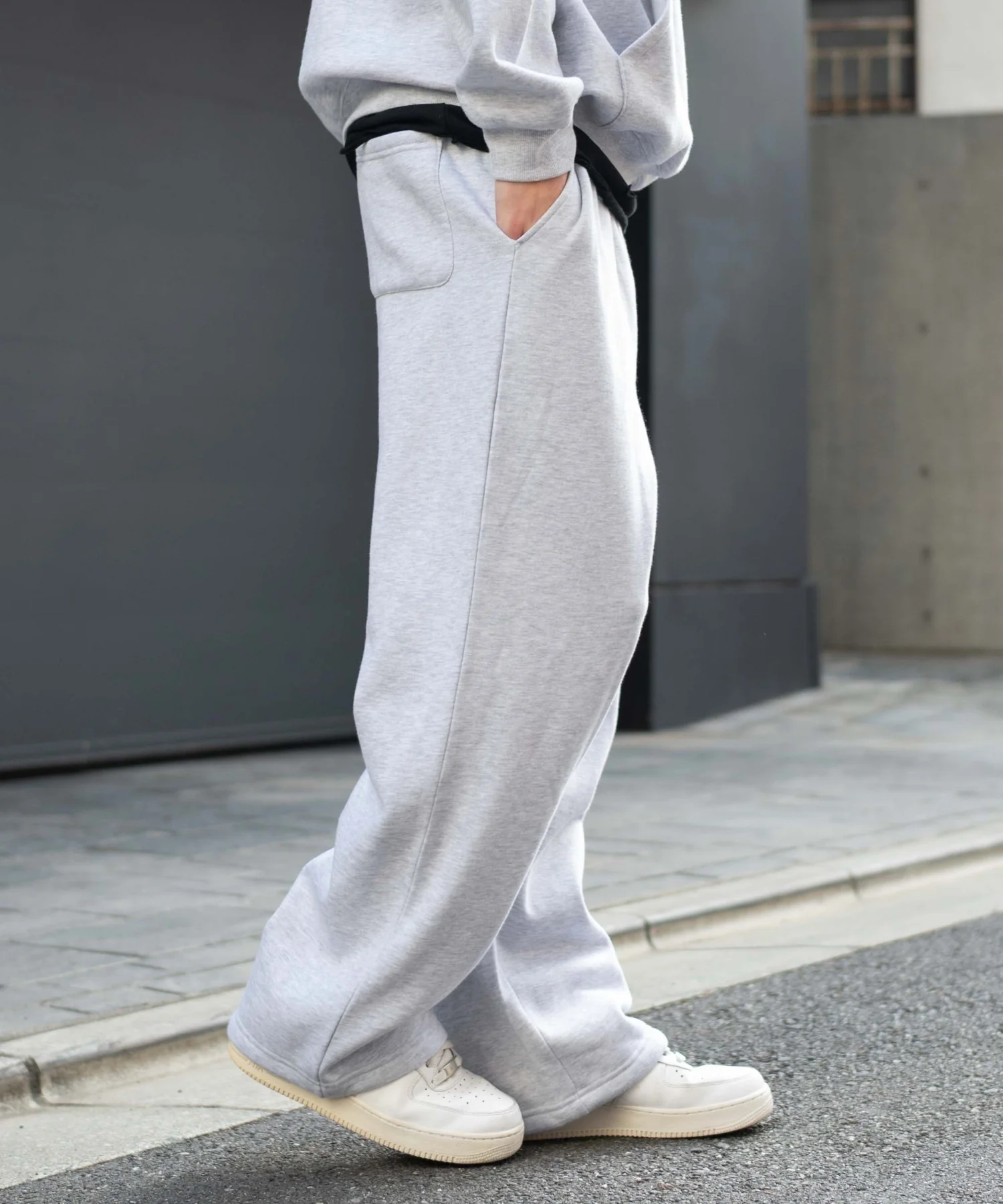 スウェットパンツ - Image 15