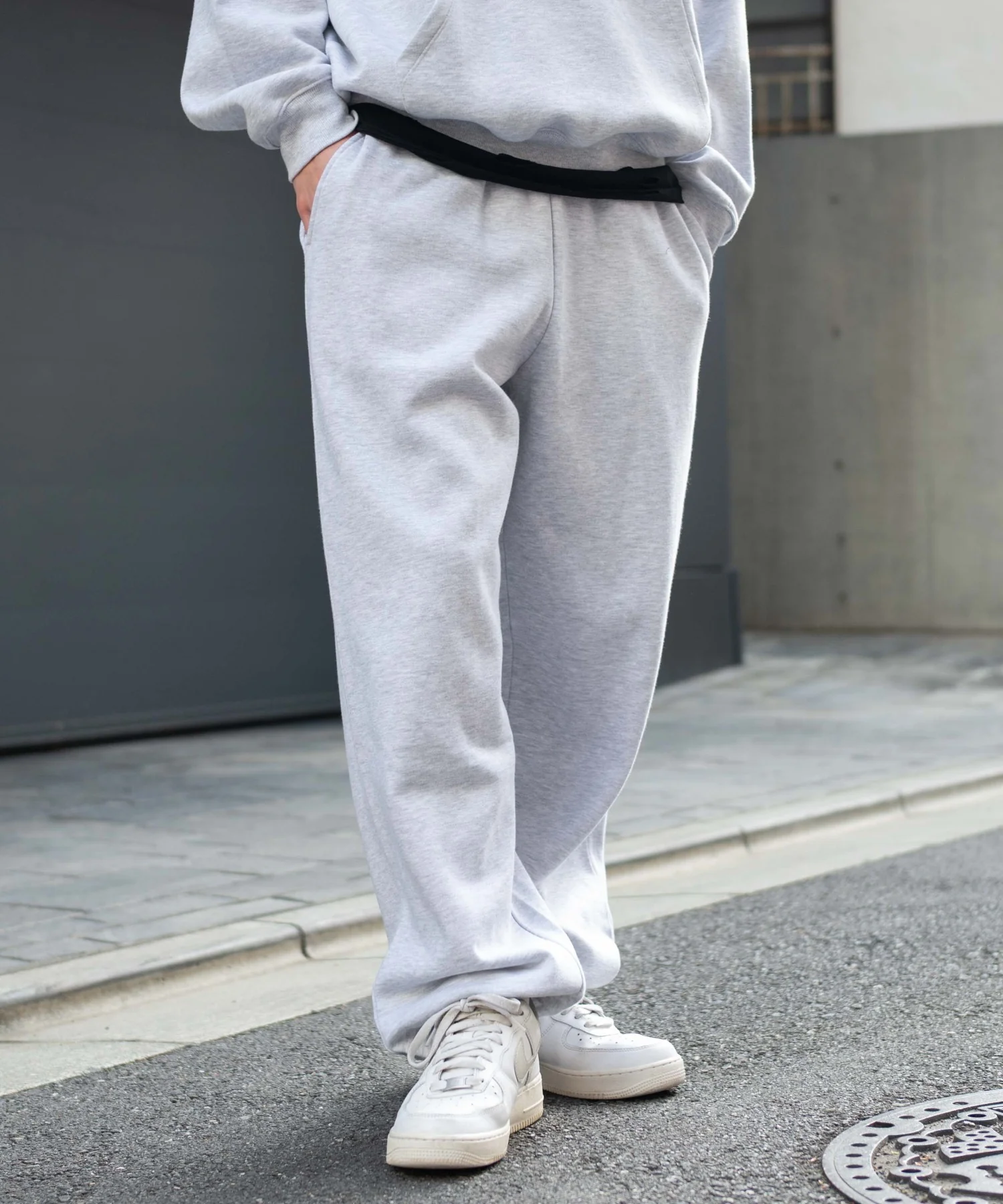 スウェットパンツ - Image 17