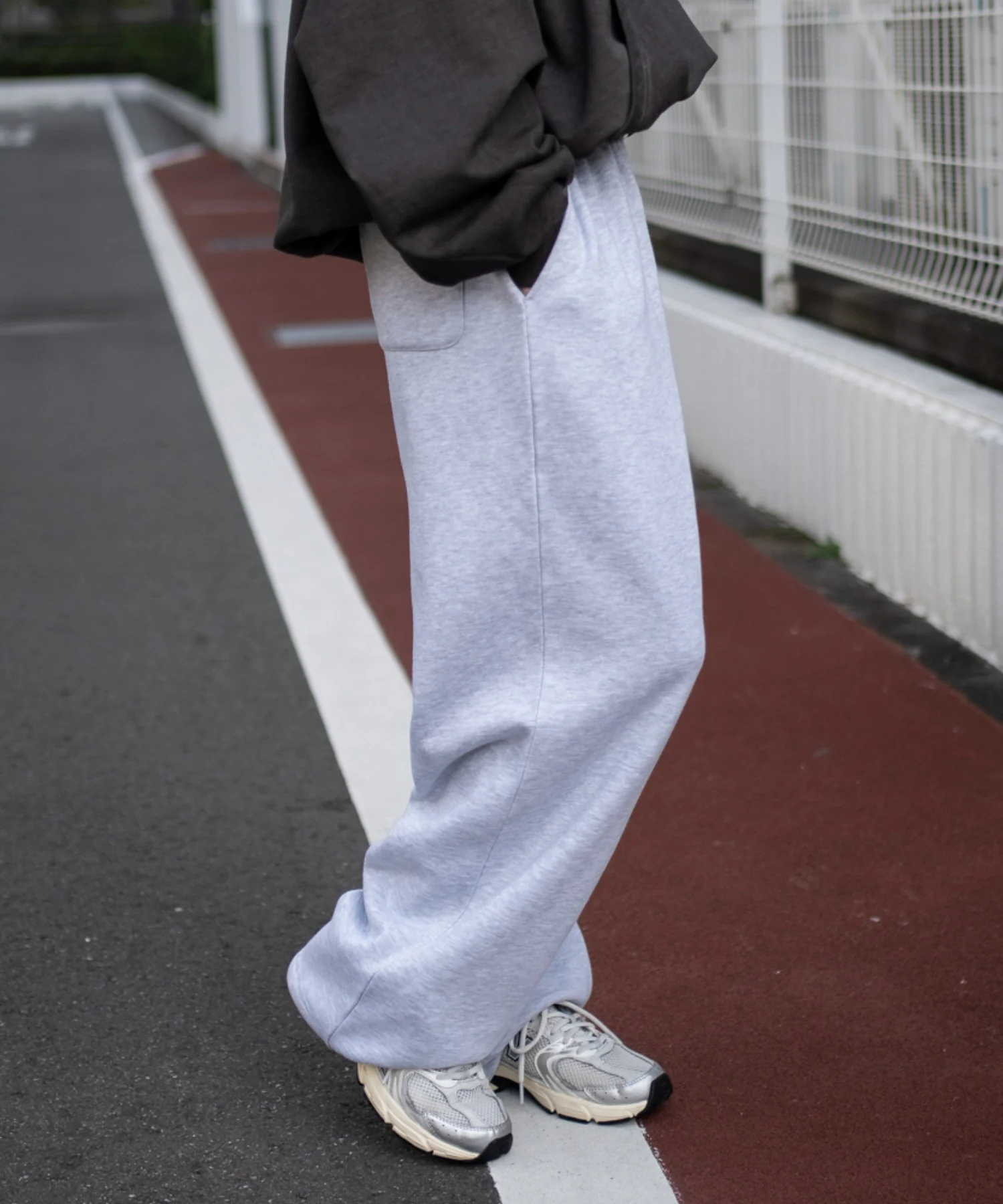 スウェットパンツ - Image 24