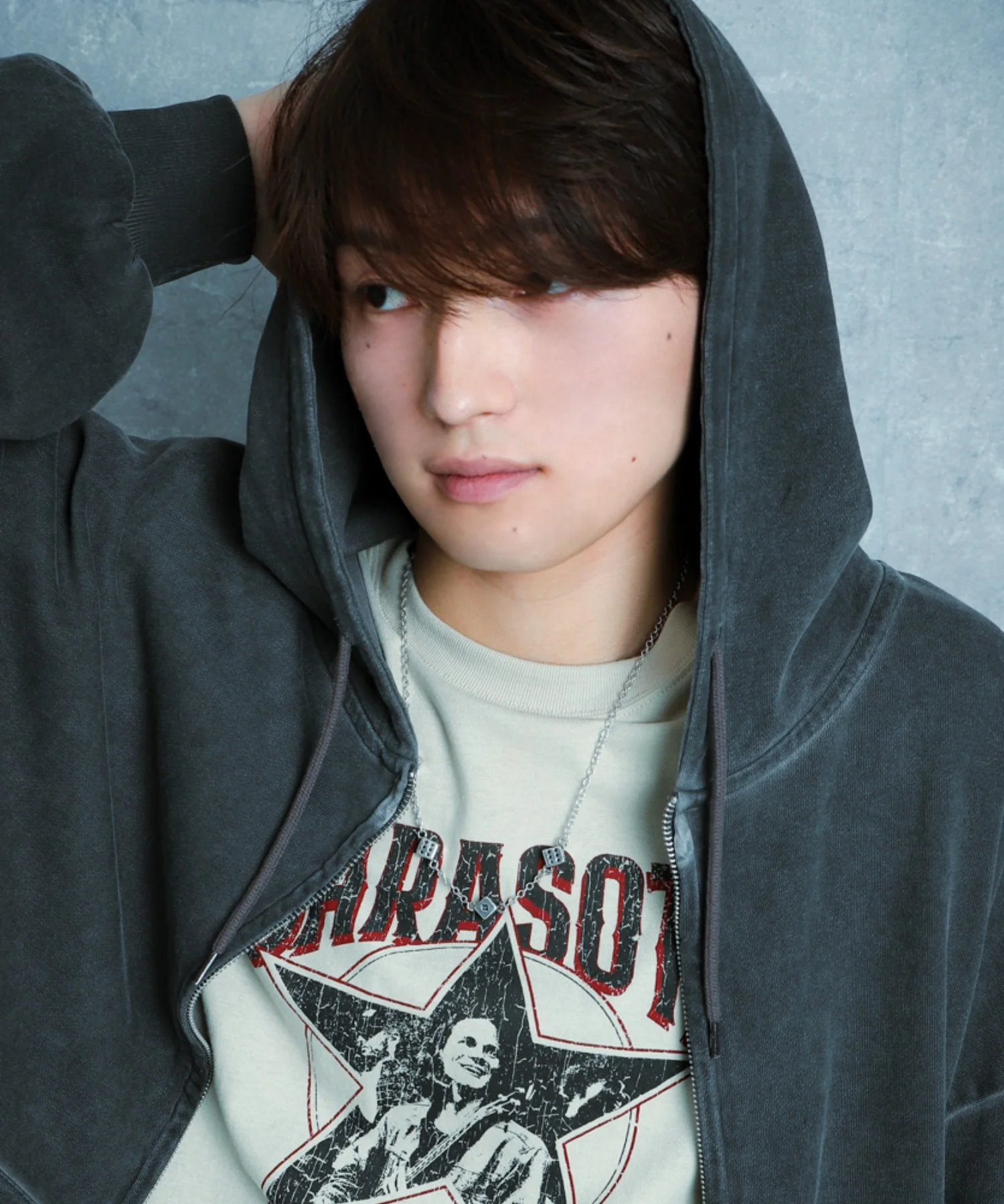 Mモチーフチェーンネックレス - Image 11