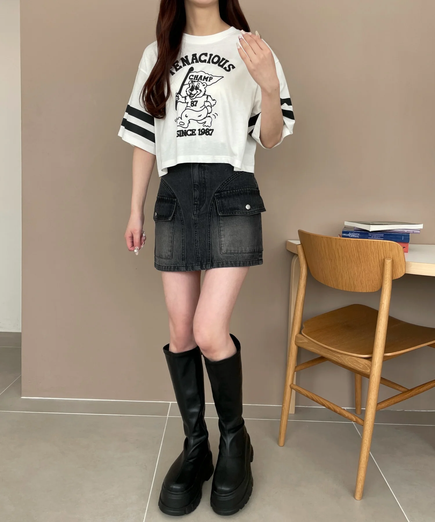 FUNNYグラフィックショートT - Image 4