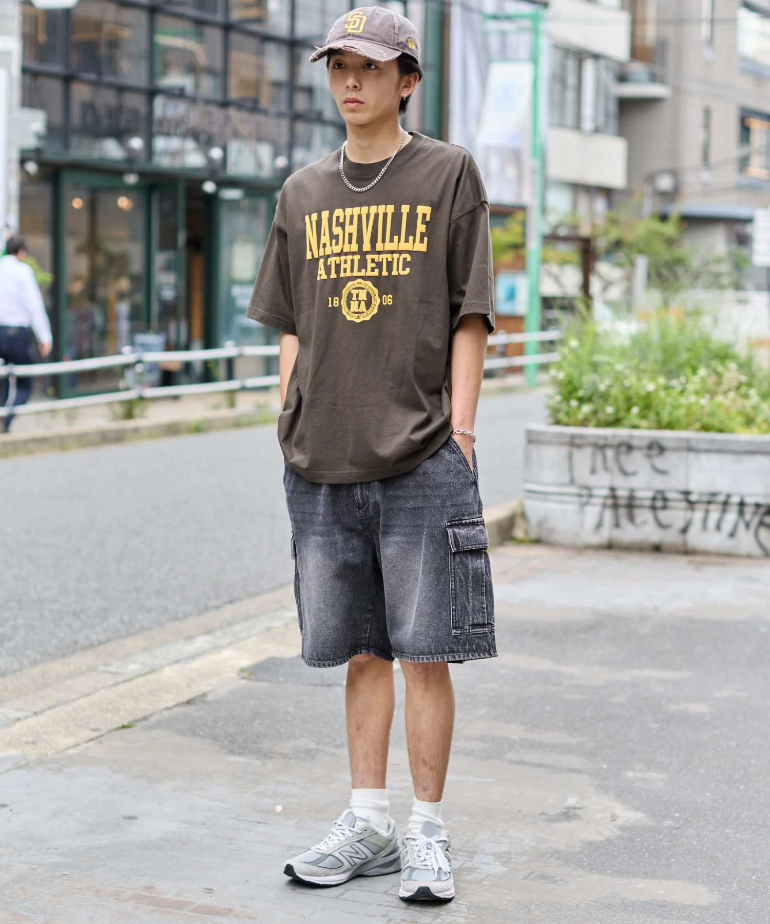 アクセ付きグラフィックT(SS) - Image 19