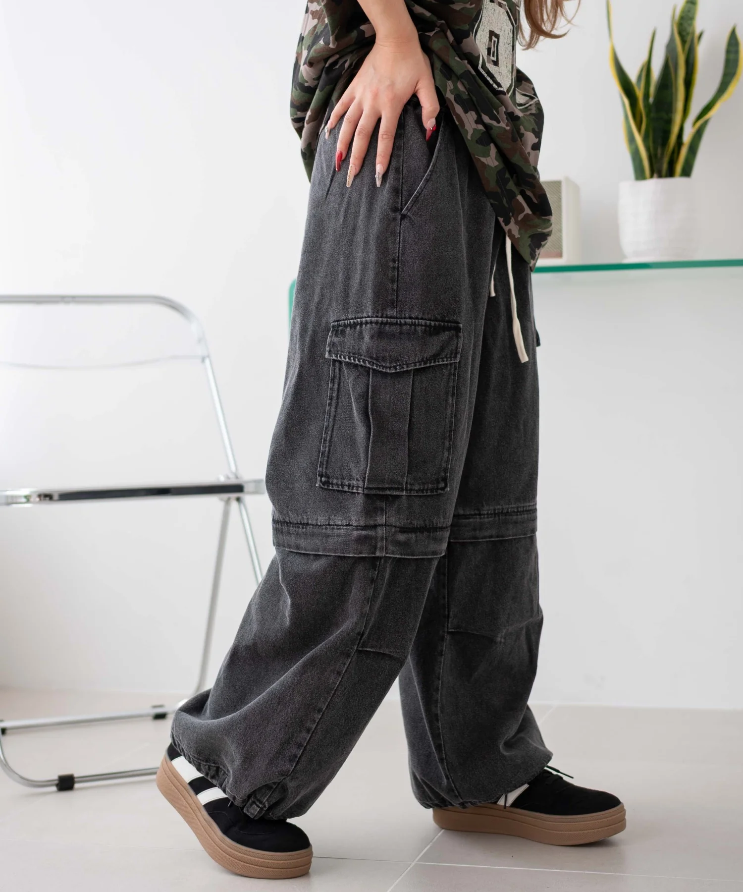 2WAYデニムカーゴパンツ - Image 15