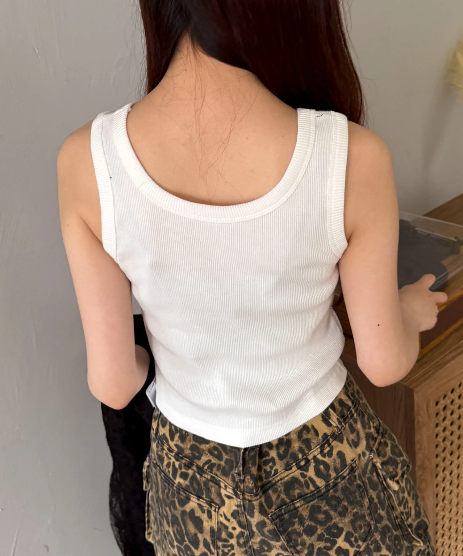 ラインストーンハートグラフィックタンク - Image 13