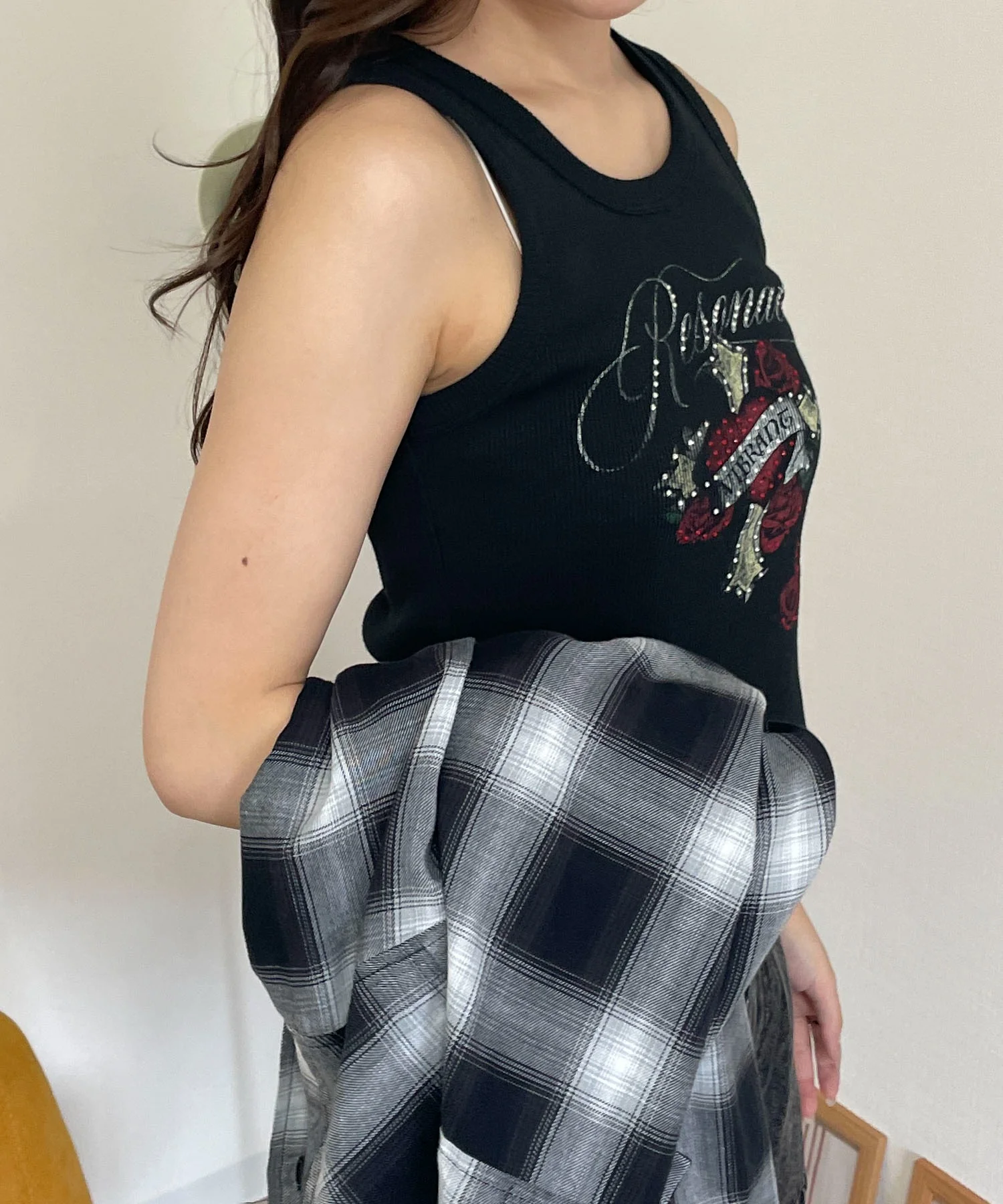 ラインストーンハートグラフィックタンク - Image 18