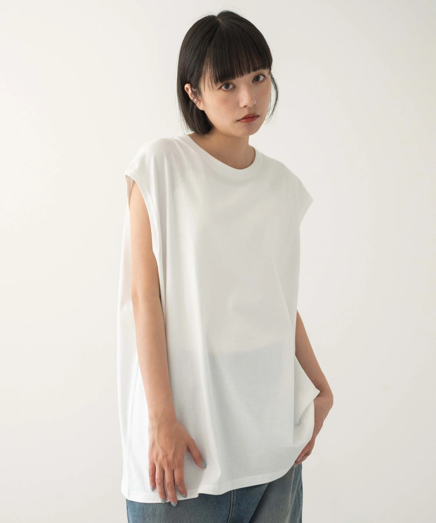 スリーブレスコットンT - Image 15