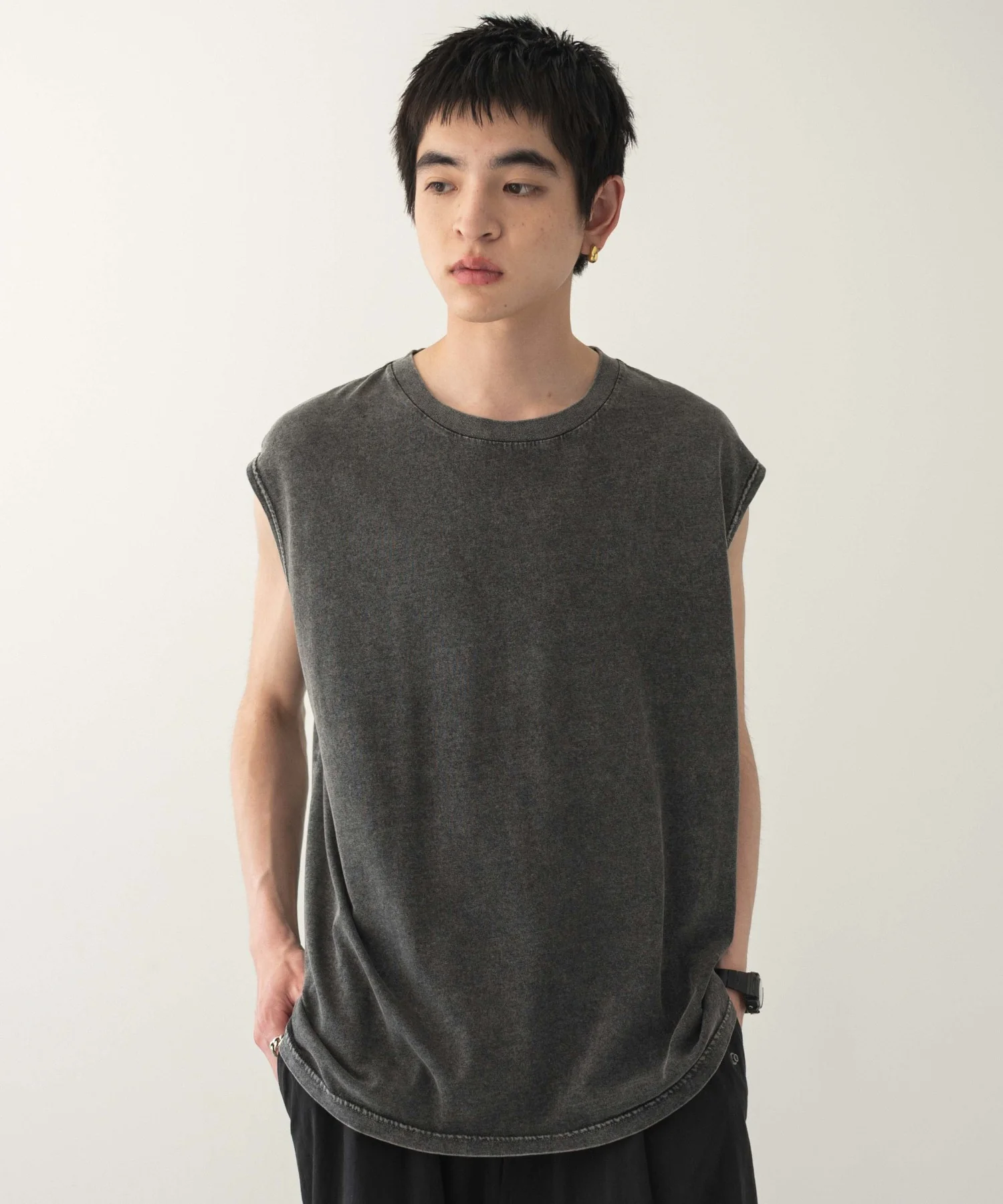 スリーブレスコットンT - Image 3
