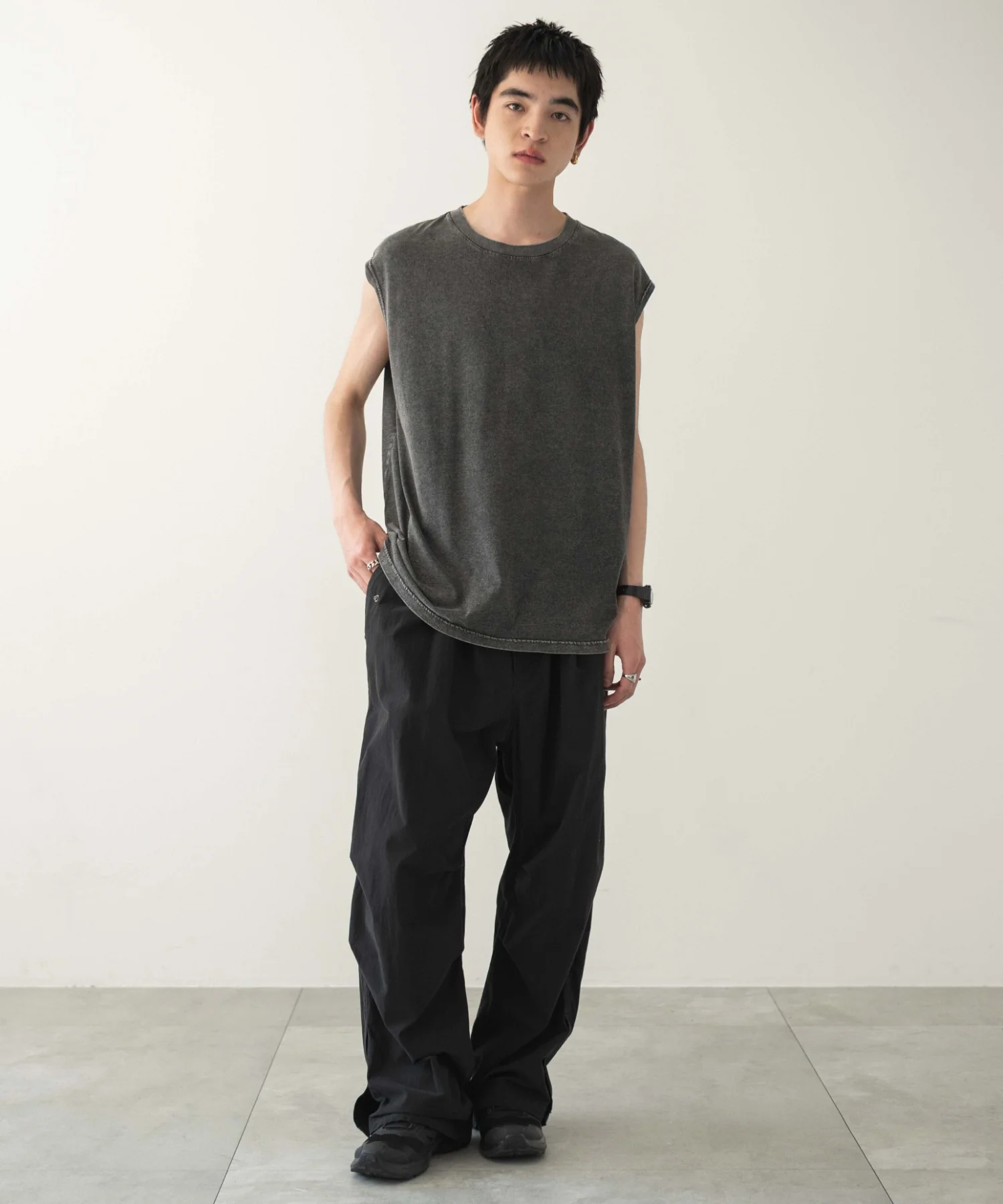 スリーブレスコットンT - Image 6
