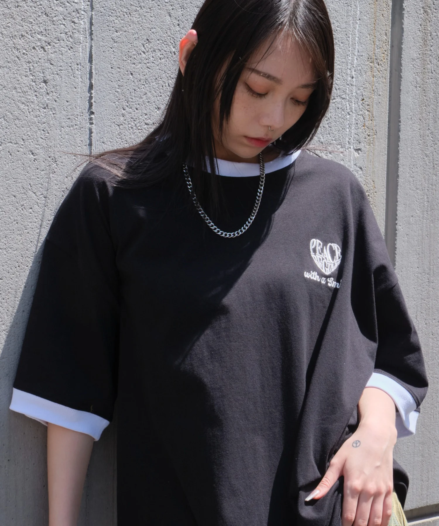 アクセ付きリンガーグラフィックT（SS） - Image 21