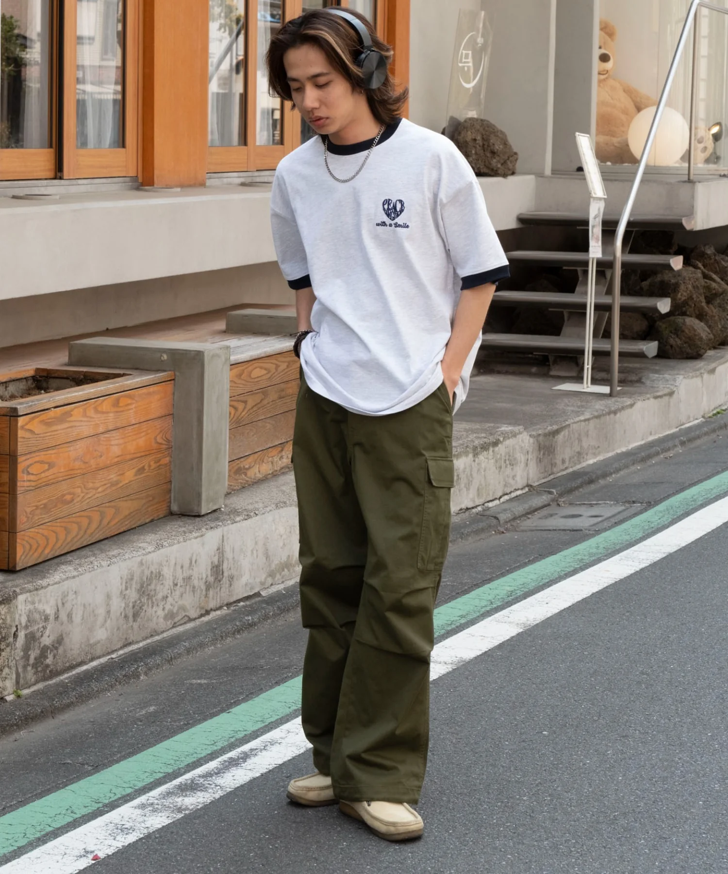 アクセ付きリンガーグラフィックT（SS） - Image 7