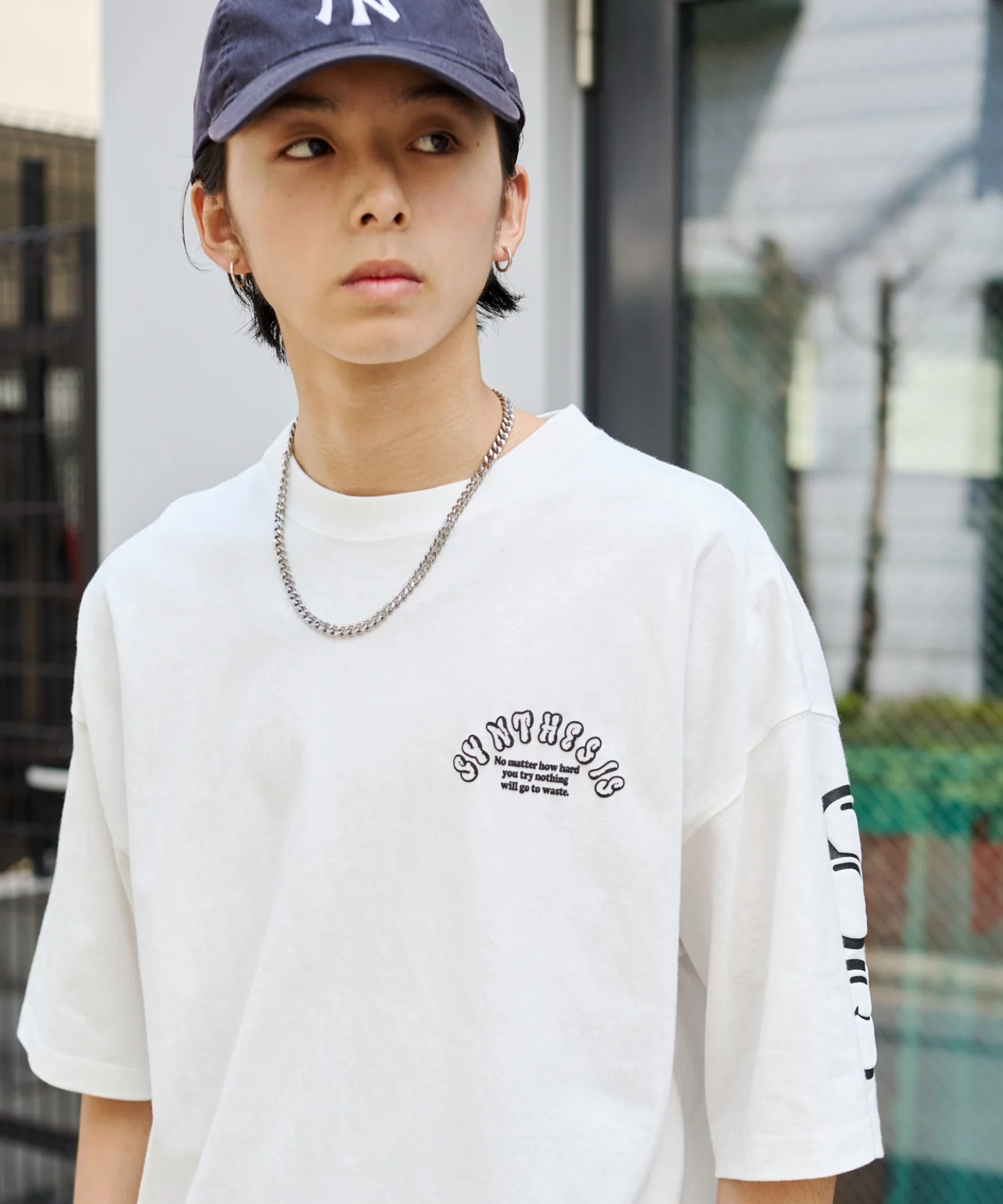アクセ付きストレートロゴT（SS） - Image 17