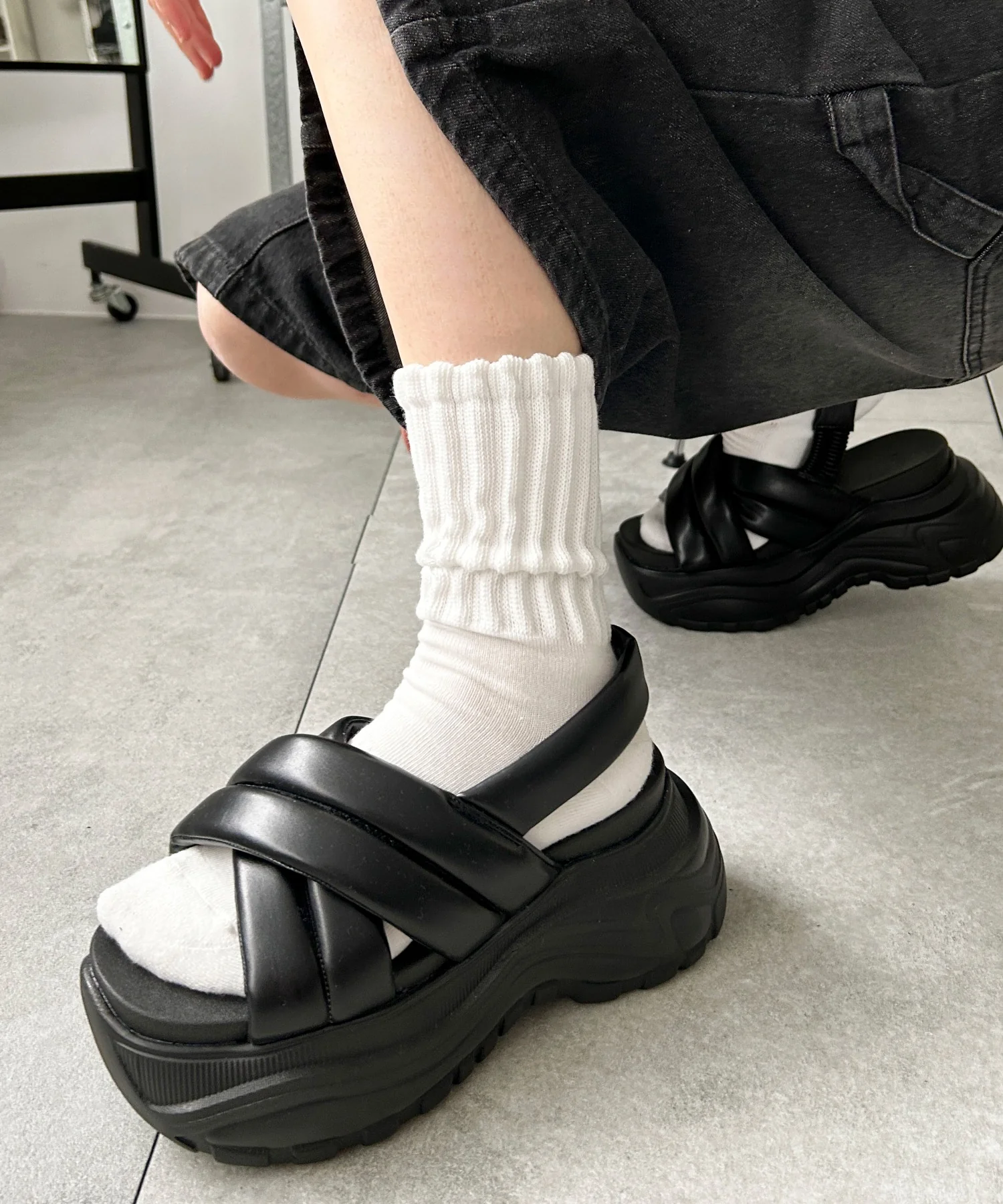 パテッドクロス厚底サンダル - Image 13