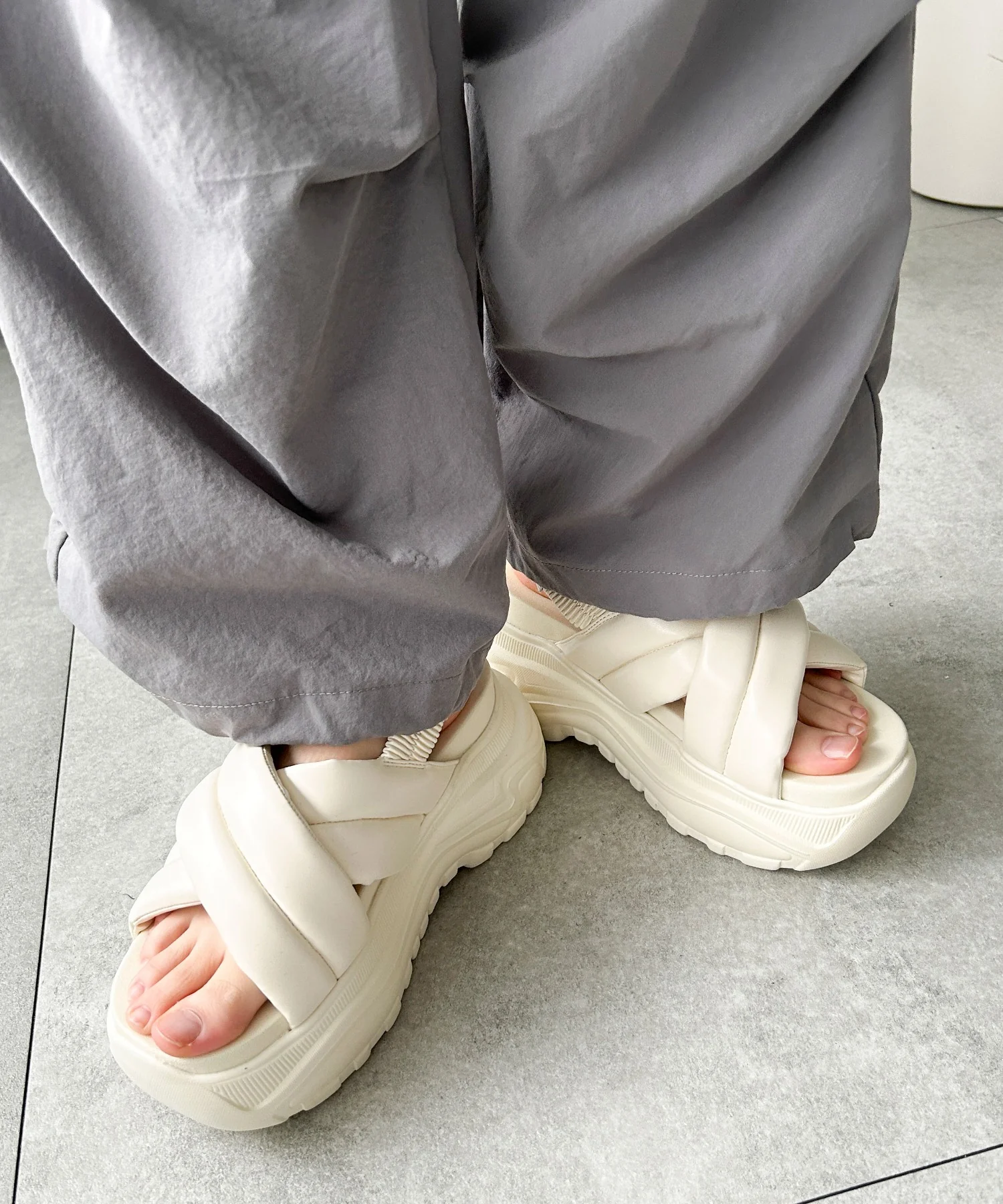 パテッドクロス厚底サンダル - Image 8