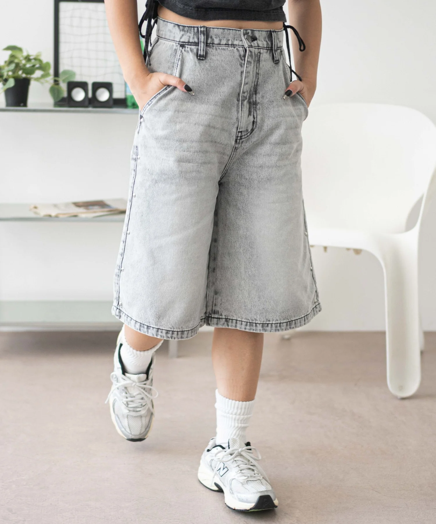 ロゴスタッズハーフパンツ - Image 14