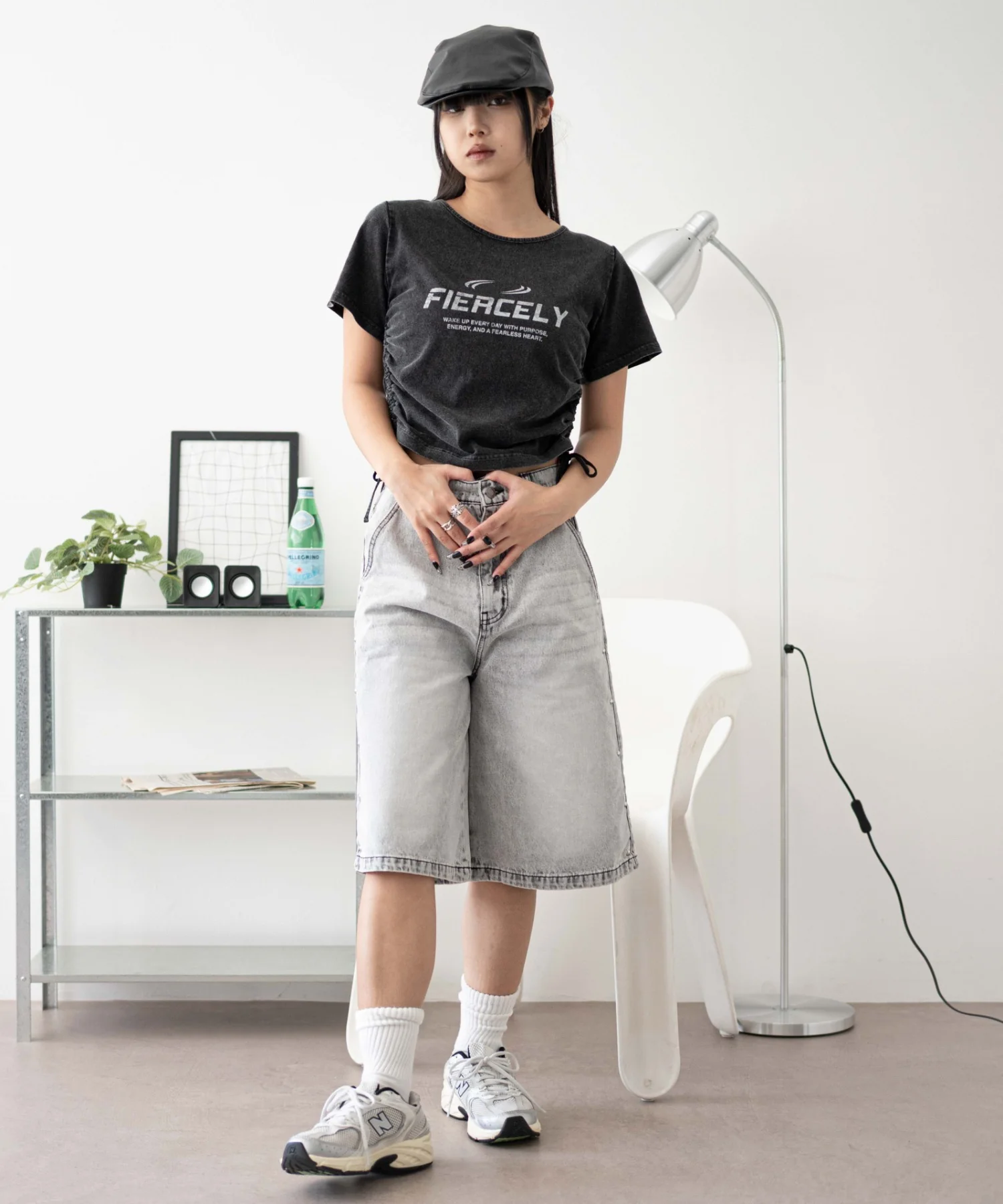 ロゴスタッズハーフパンツ - Image 4