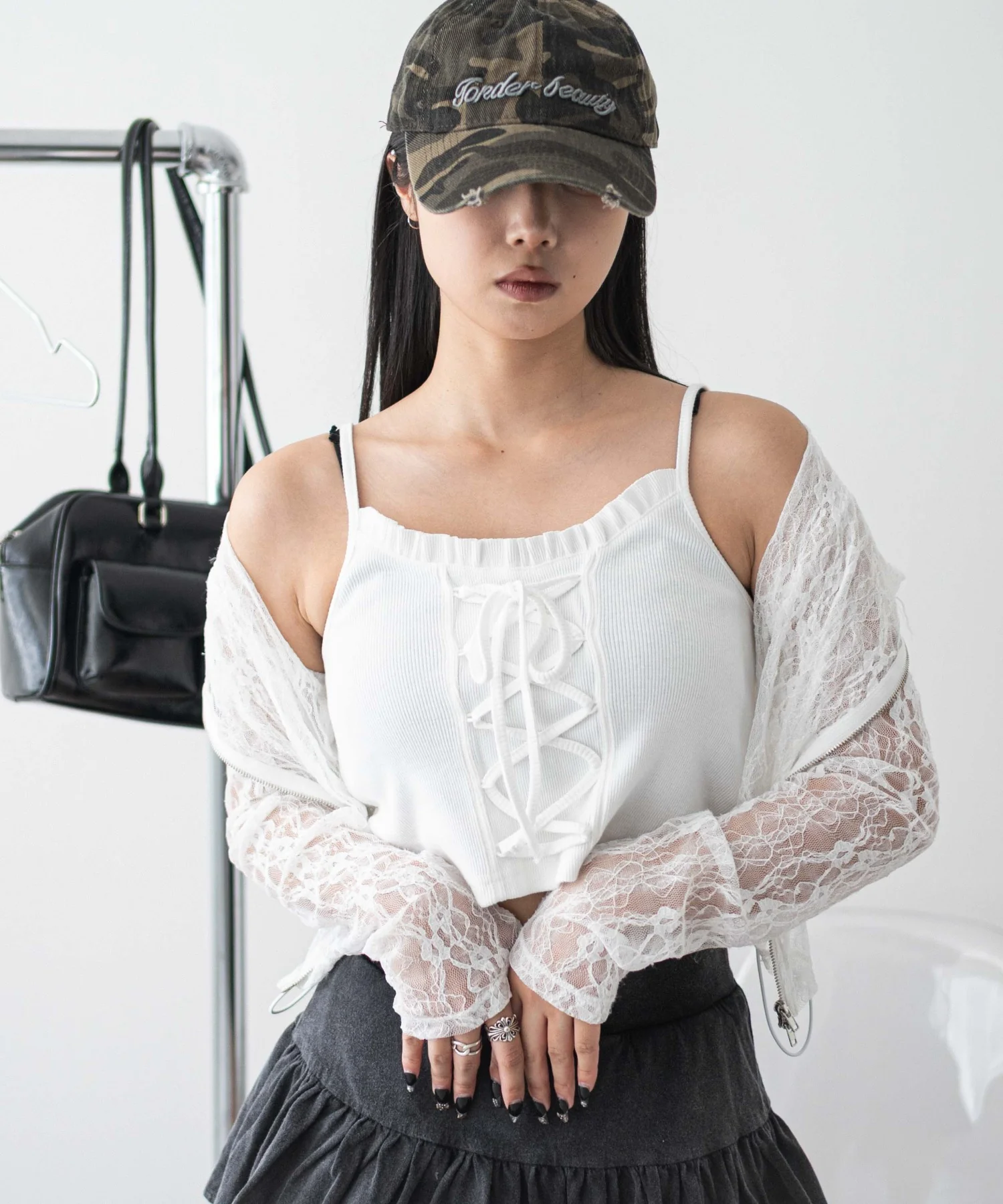 レースアップデザインキャミ - Image 8