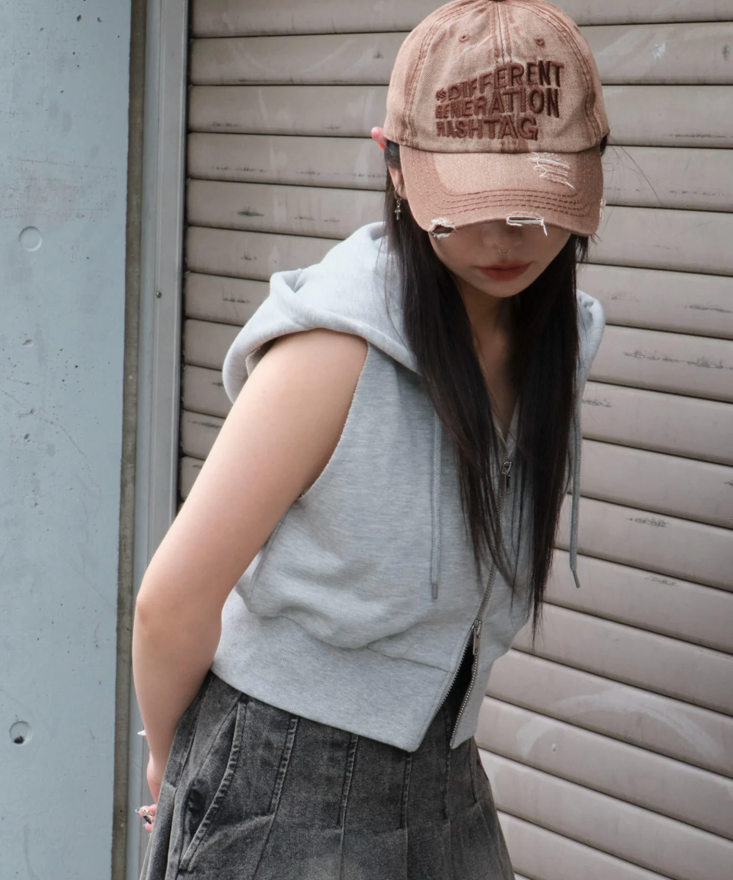 ノースリーブジップパーカー - Image 11