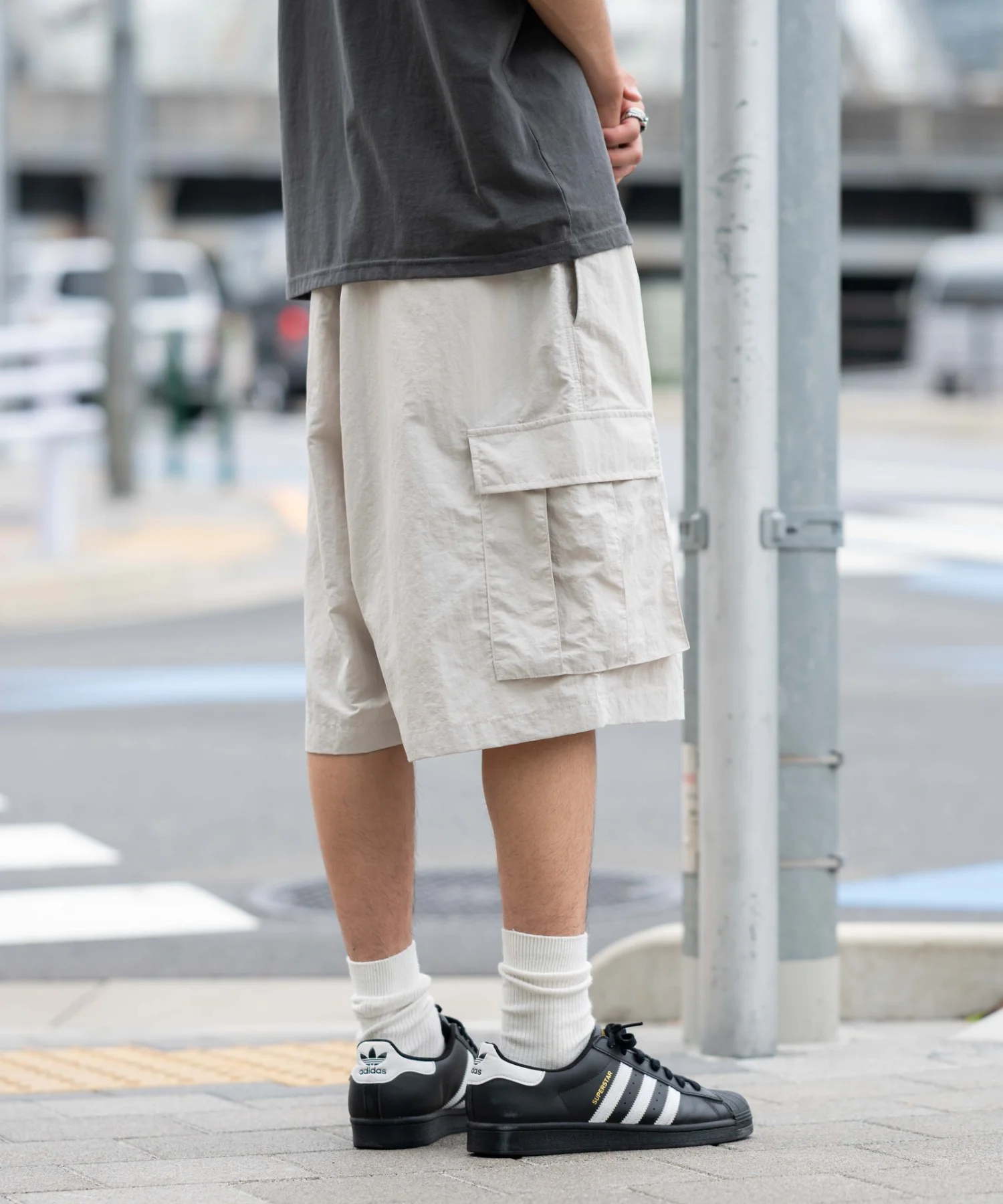 ナイロンイージーバギーカーゴショーツ - Image 19