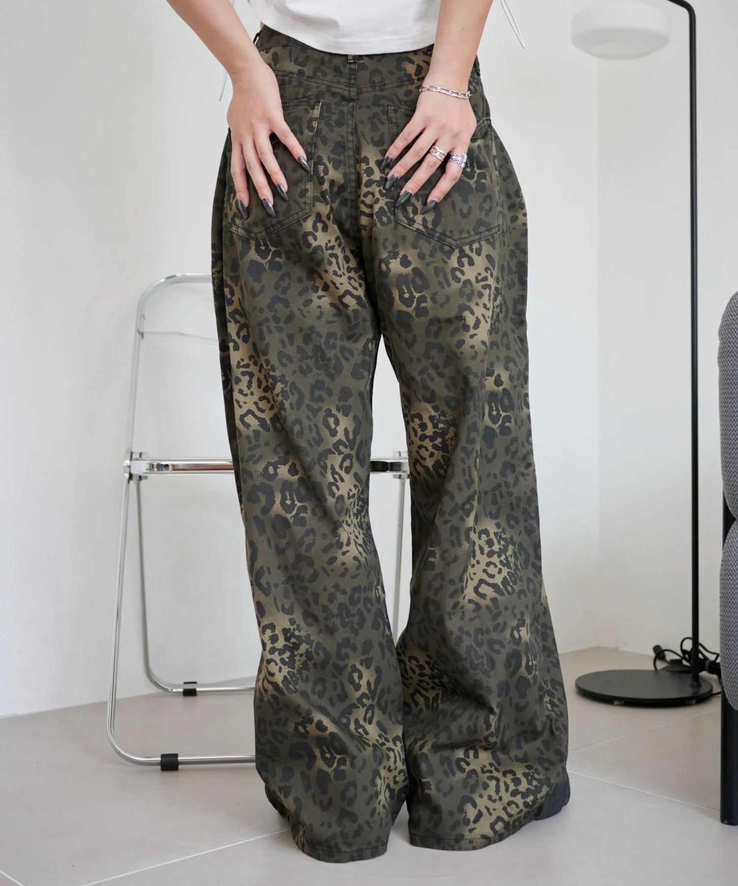 レオパードワイドストレートパンツ - Image 8