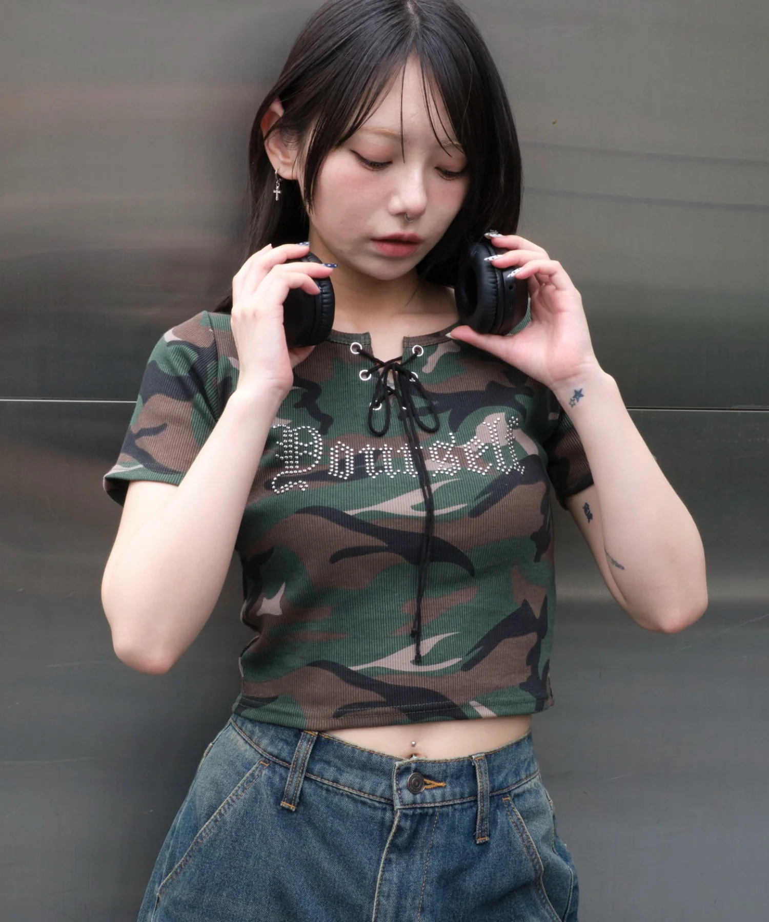 グラフィックレースアップちびT - Image 3