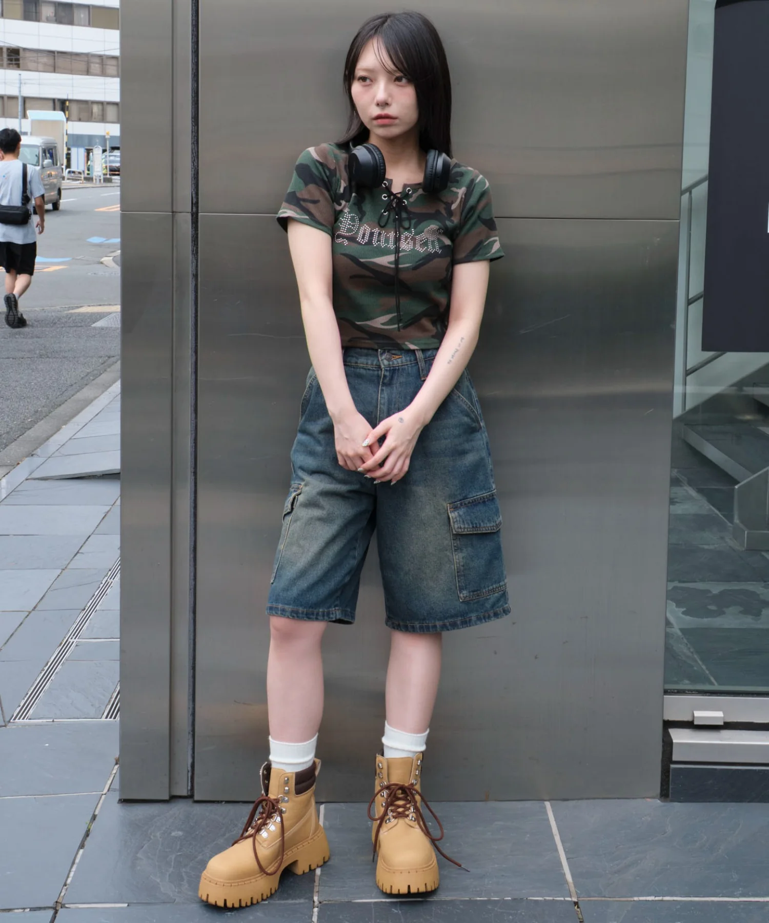 グラフィックレースアップちびT - Image 7