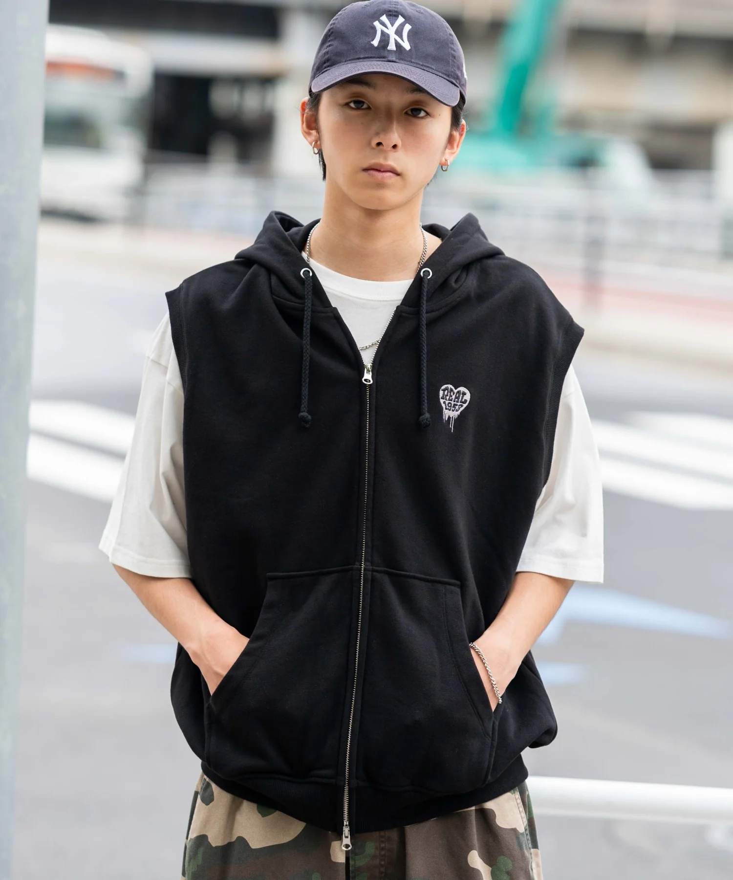 ワンポイントノースリジップパーカー - Image 11