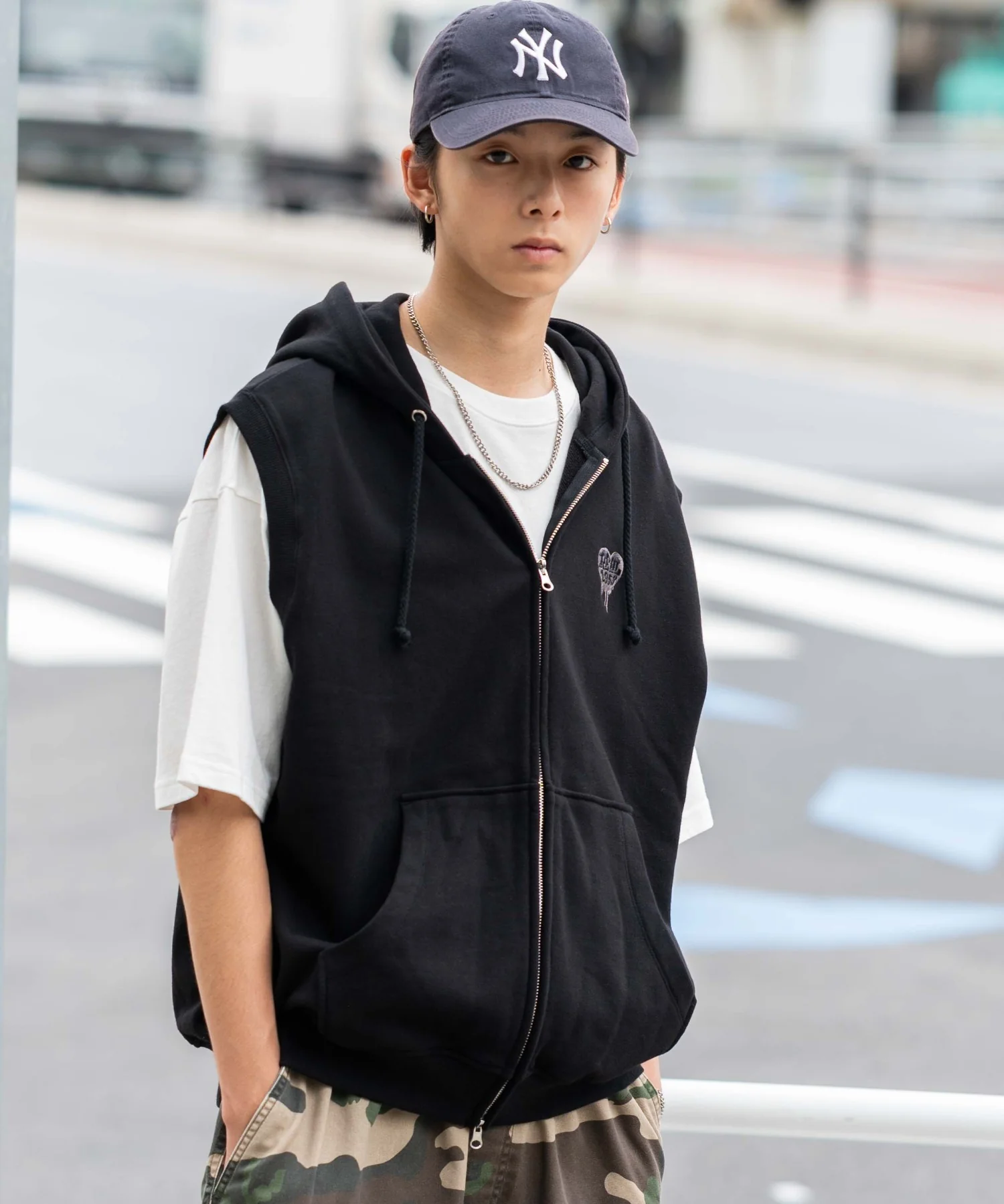 ワンポイントノースリジップパーカー - Image 13