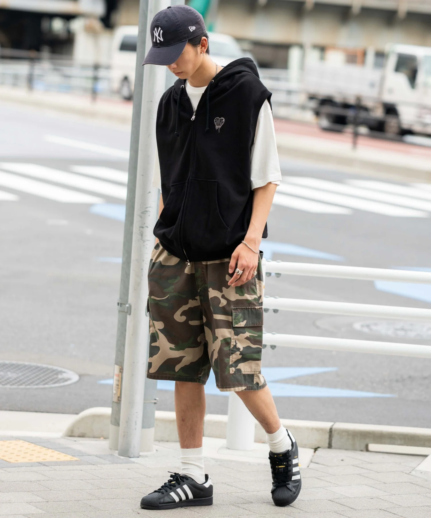 ワンポイントノースリジップパーカー - Image 3